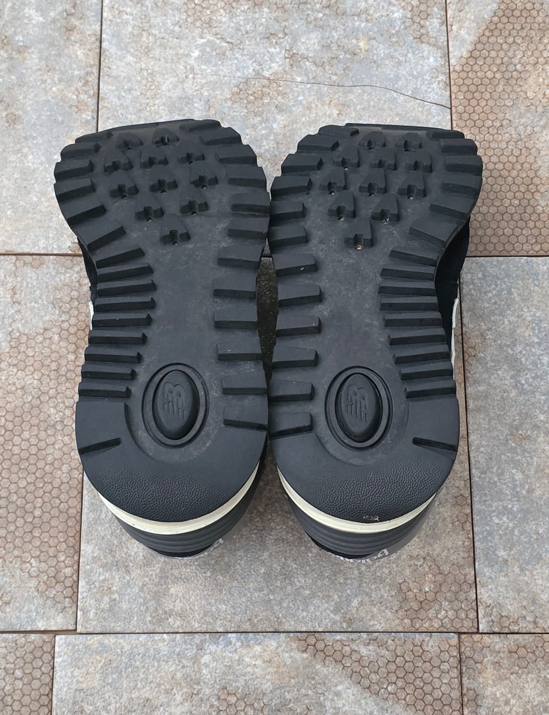 (225)뉴발란스 574 레거시 블랙 상품이미지10