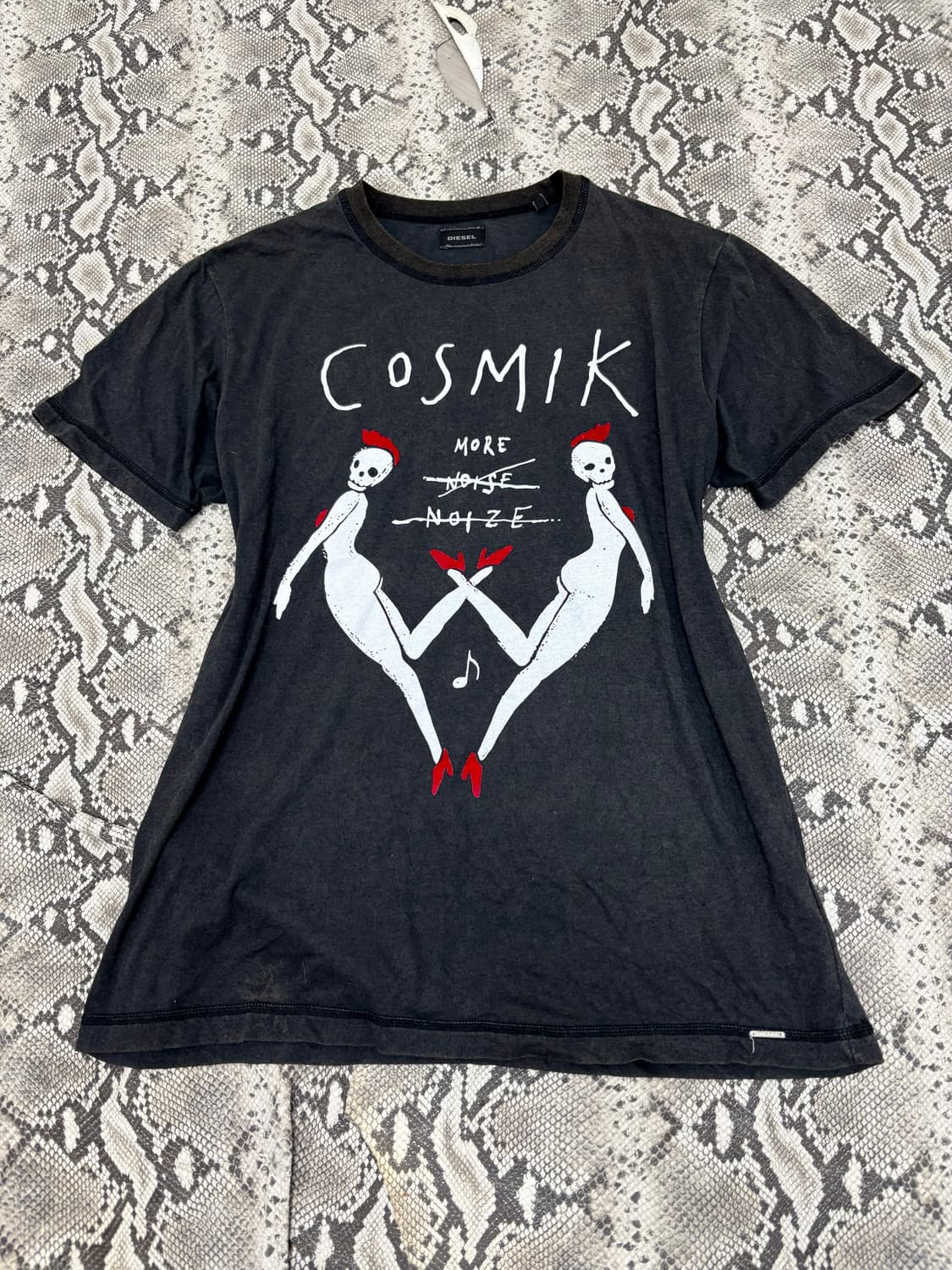 “Diesel” Cosmik Print Tee 인스타릴스참고 상품이미지1