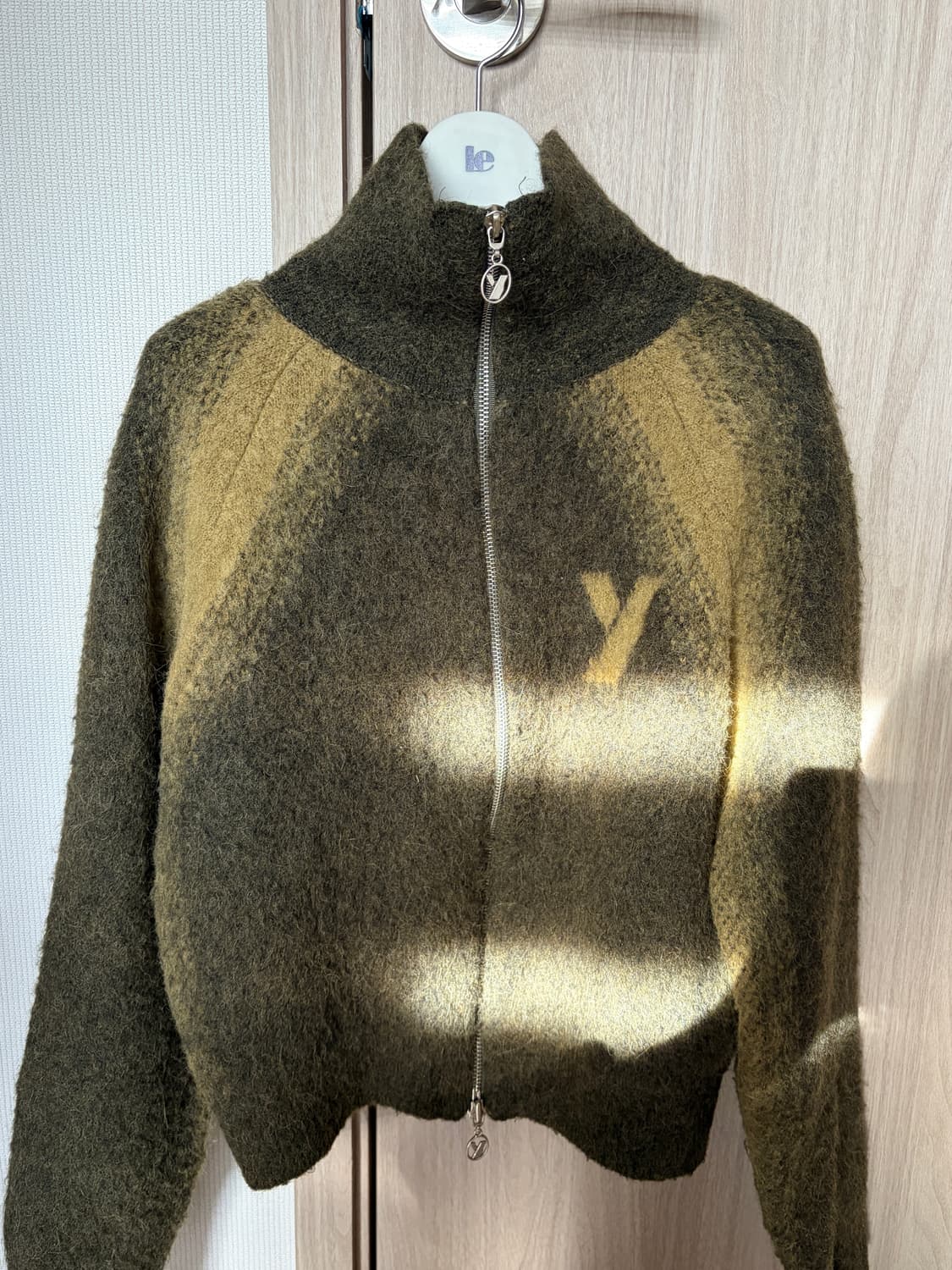 ALPACA JACQUARD ZIP-UP KNIT TOP - KHAKI 상품이미지2