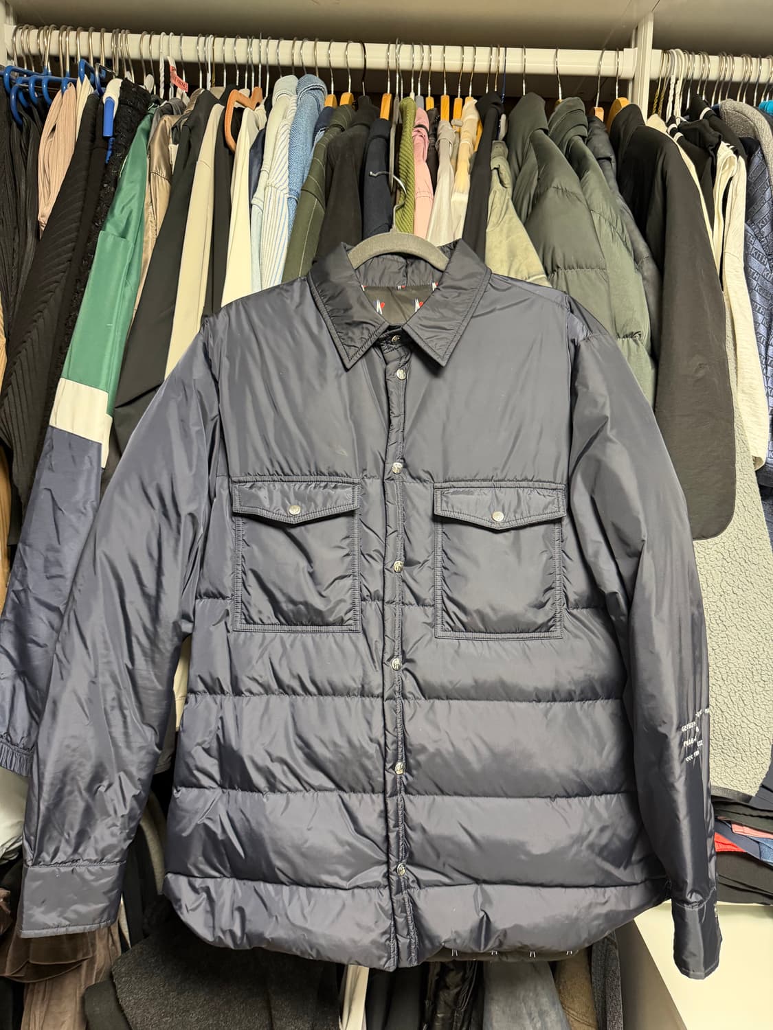 [3] 몽클레어 x 프라그먼트 백스테이지 패딩 셔츠 자켓 상품이미지1