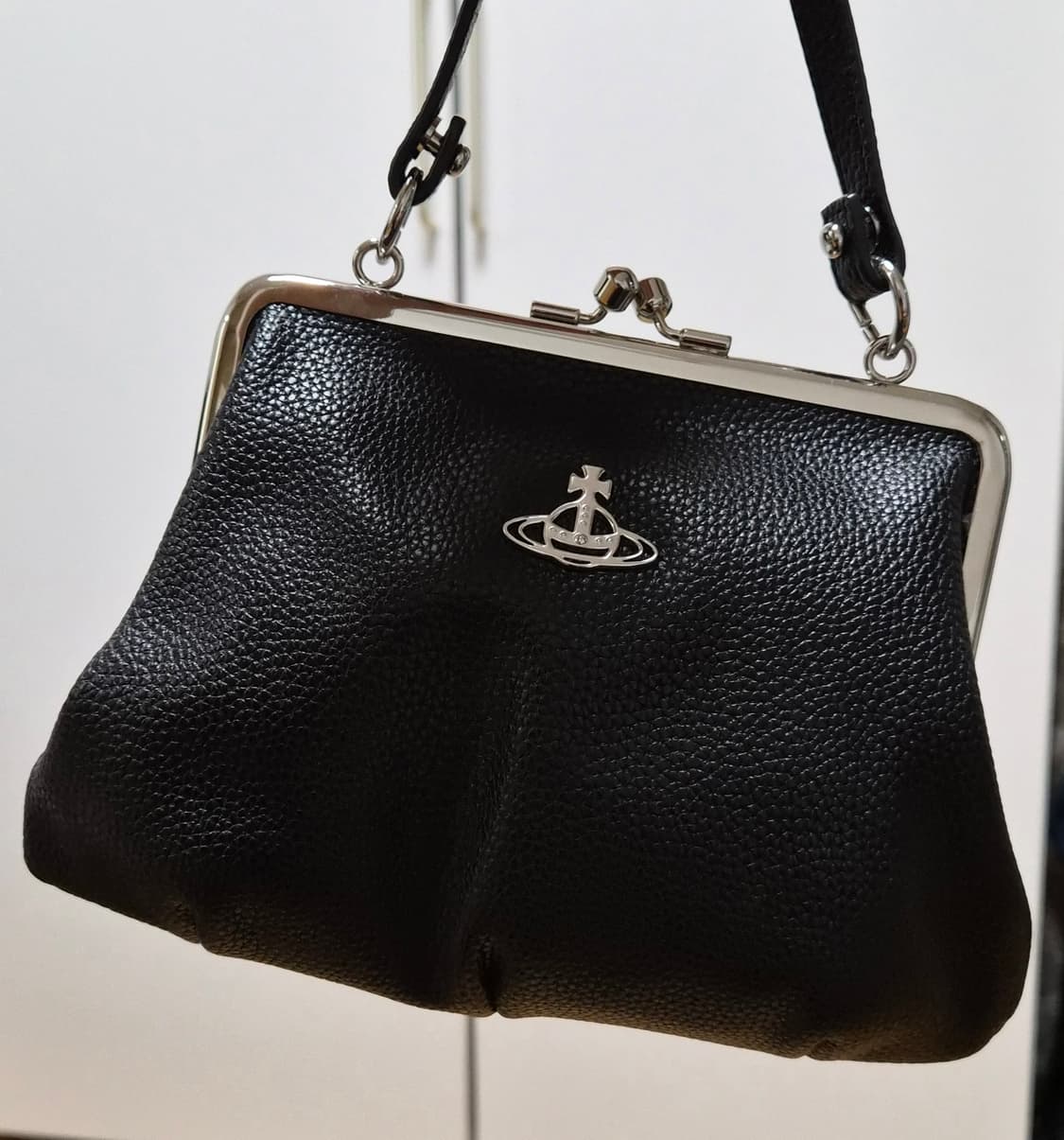 비비안웨스트우드 가방 상품이미지1