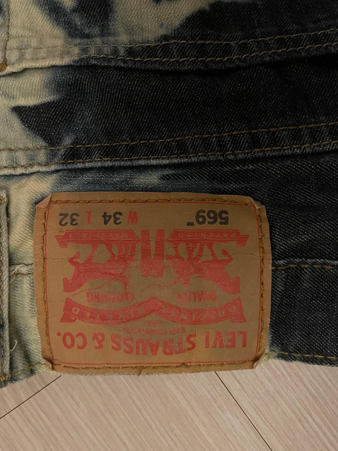 리바이스 커스텀 스톤 워싱 데님팬츠 상품이미지4