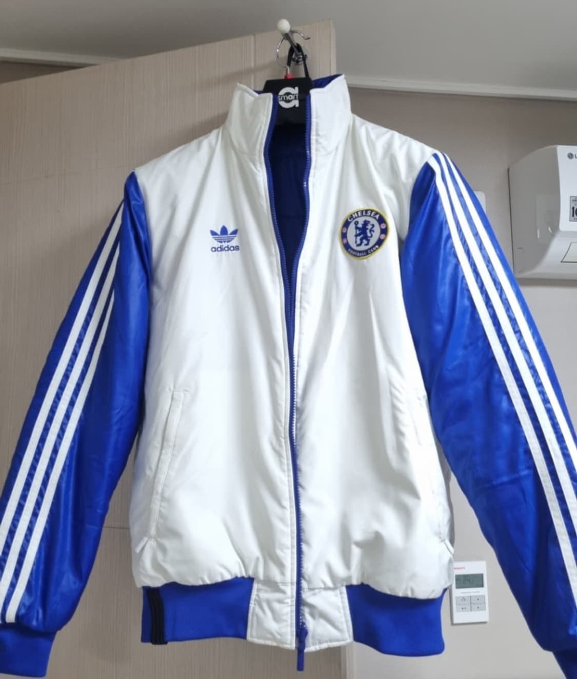 아디다스 첼시 리버시블 패딩 상품이미지1