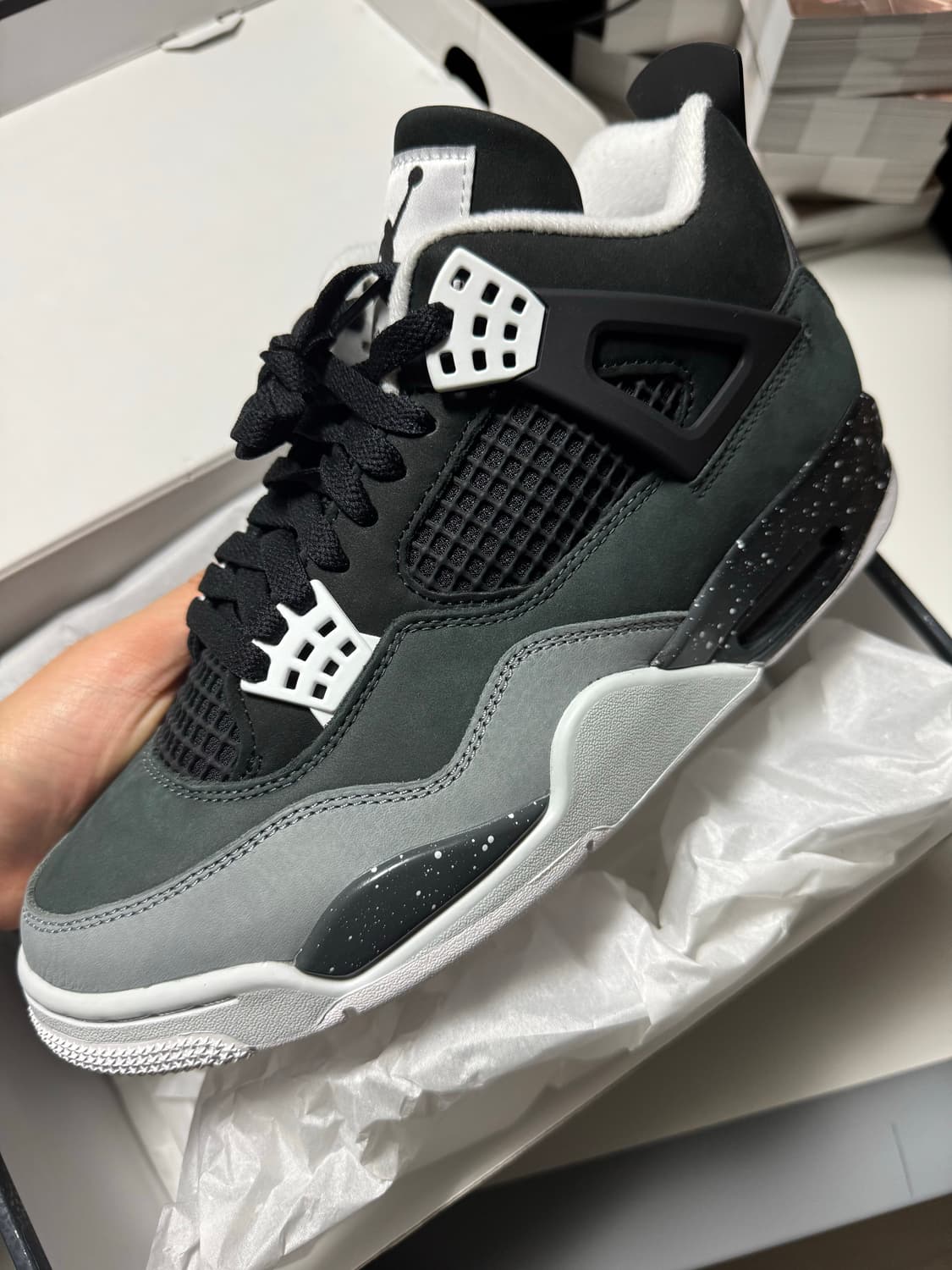 조던 4 레트로 피어 2024 상품이미지1