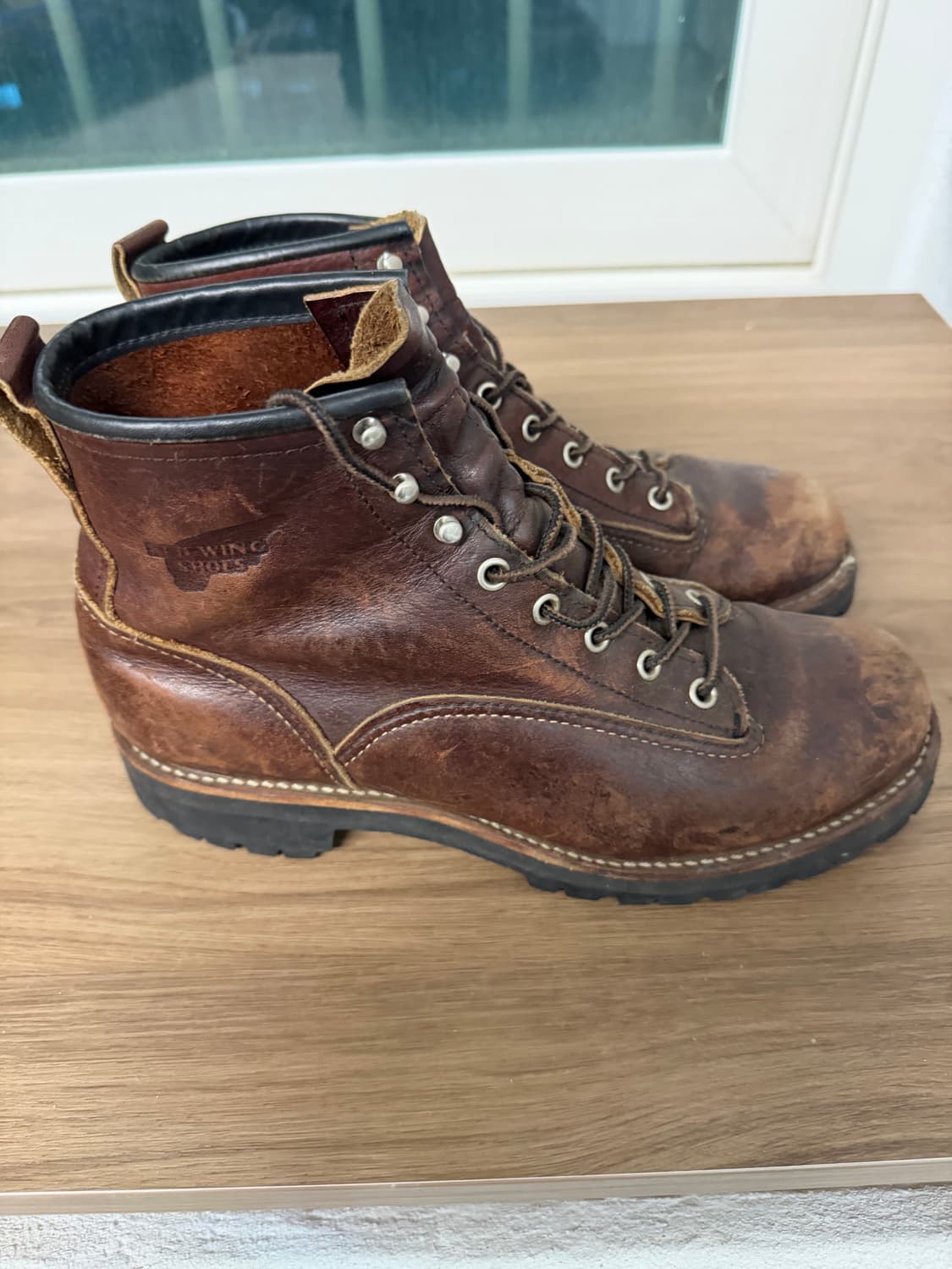 레드윙 라인맨 판매합니다! 상품이미지2