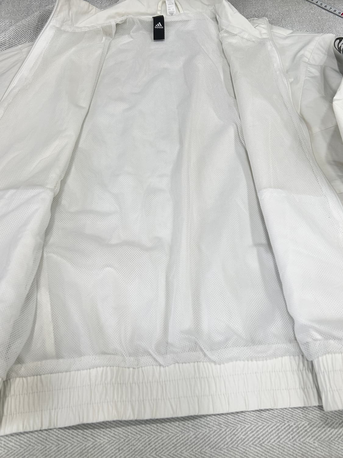 아디다스 빅 로고 바람막이 우븐 집업 자켓 오버핏 아이보리 상품이미지10
