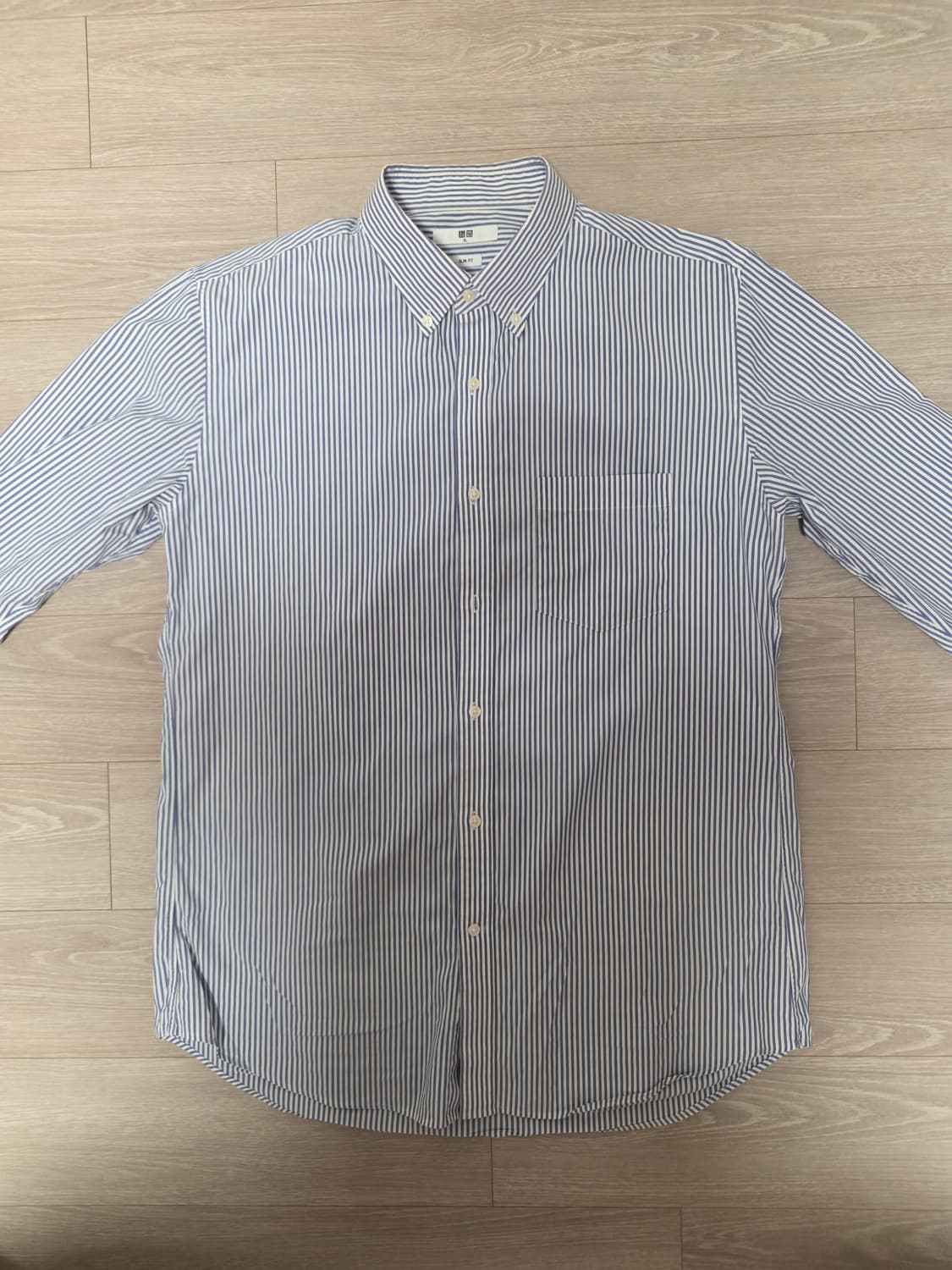 유니클로 Slim Fit 셔츠 Navy & Grey Stripe XL

 상품이미지2