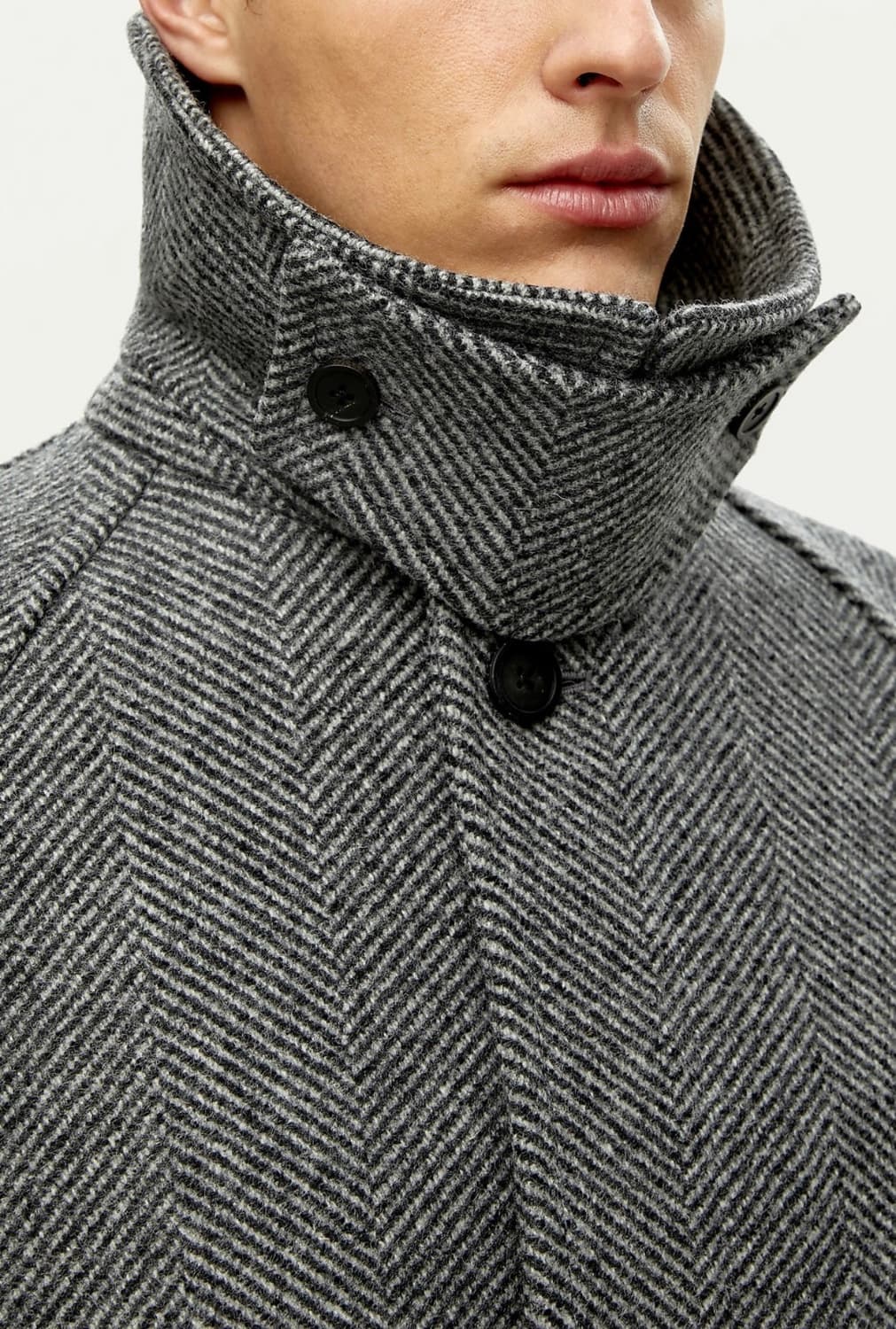 솔리드옴므 헤링본 코트 상품이미지3