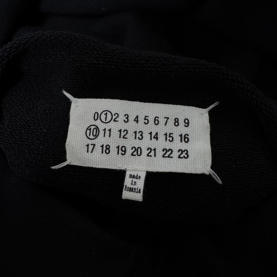 메종 마르지엘라 블랙 리버스 로고 후드 50 사이즈 상품이미지5