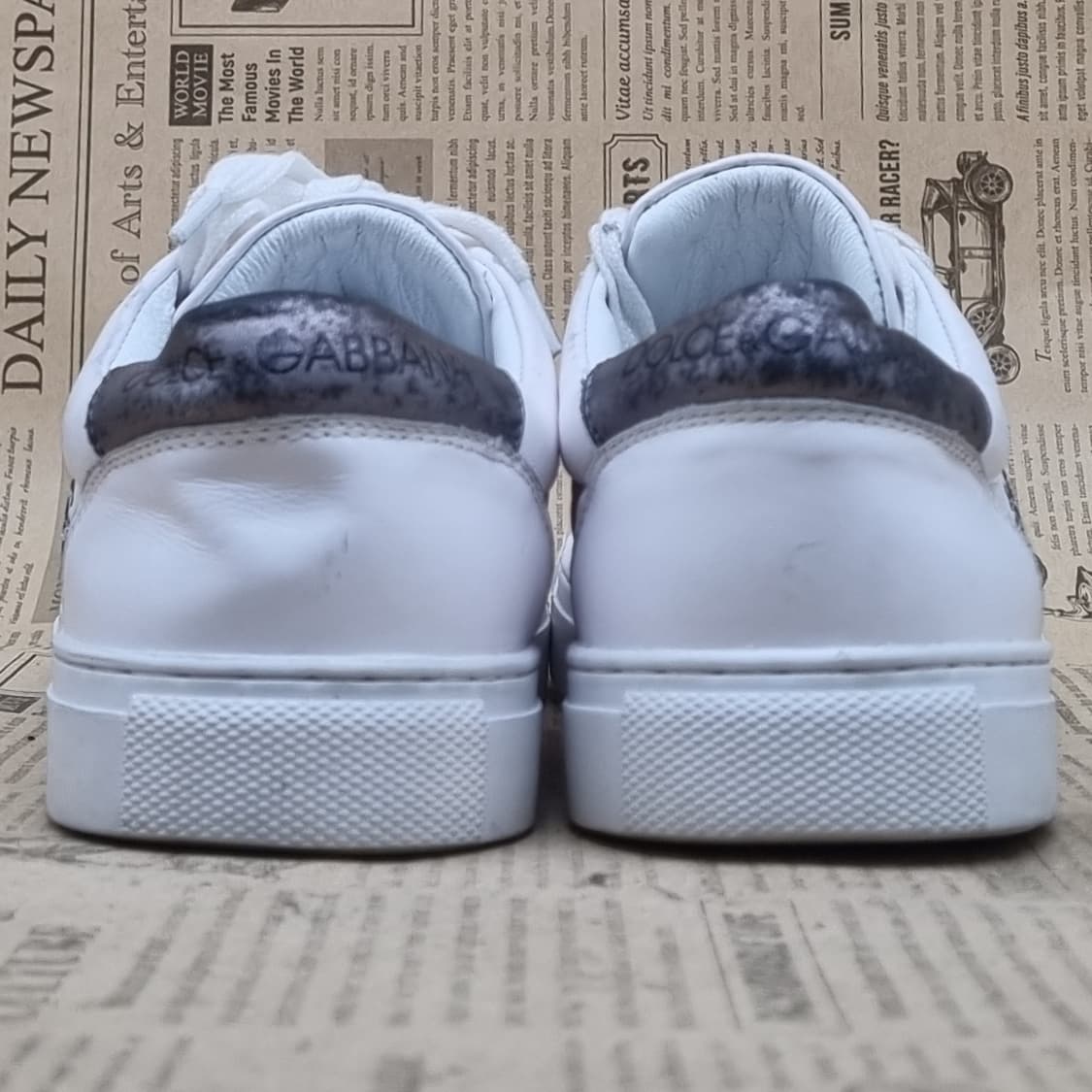 돌체앤가바나 꿀벌 레더 여성스니커즈230 상품이미지4