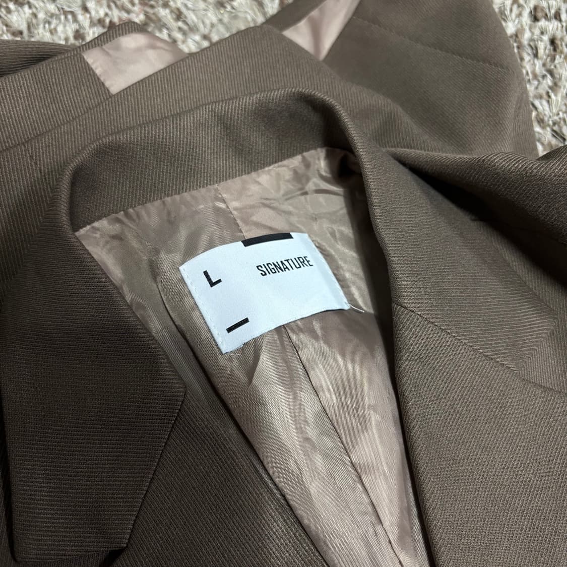 우먼FREE 시그니처 브라운 숏 블레이저 상품이미지4