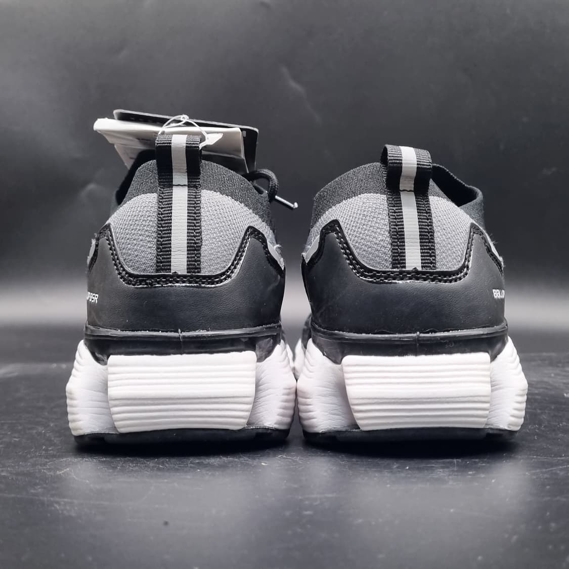 새상품 밸롭 티바트 런닝화250  상품이미지4