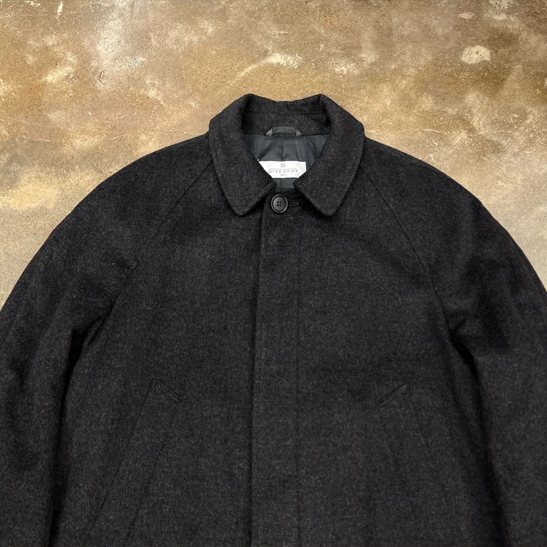 GIVENCHY 지방시 하프코트 상품이미지3