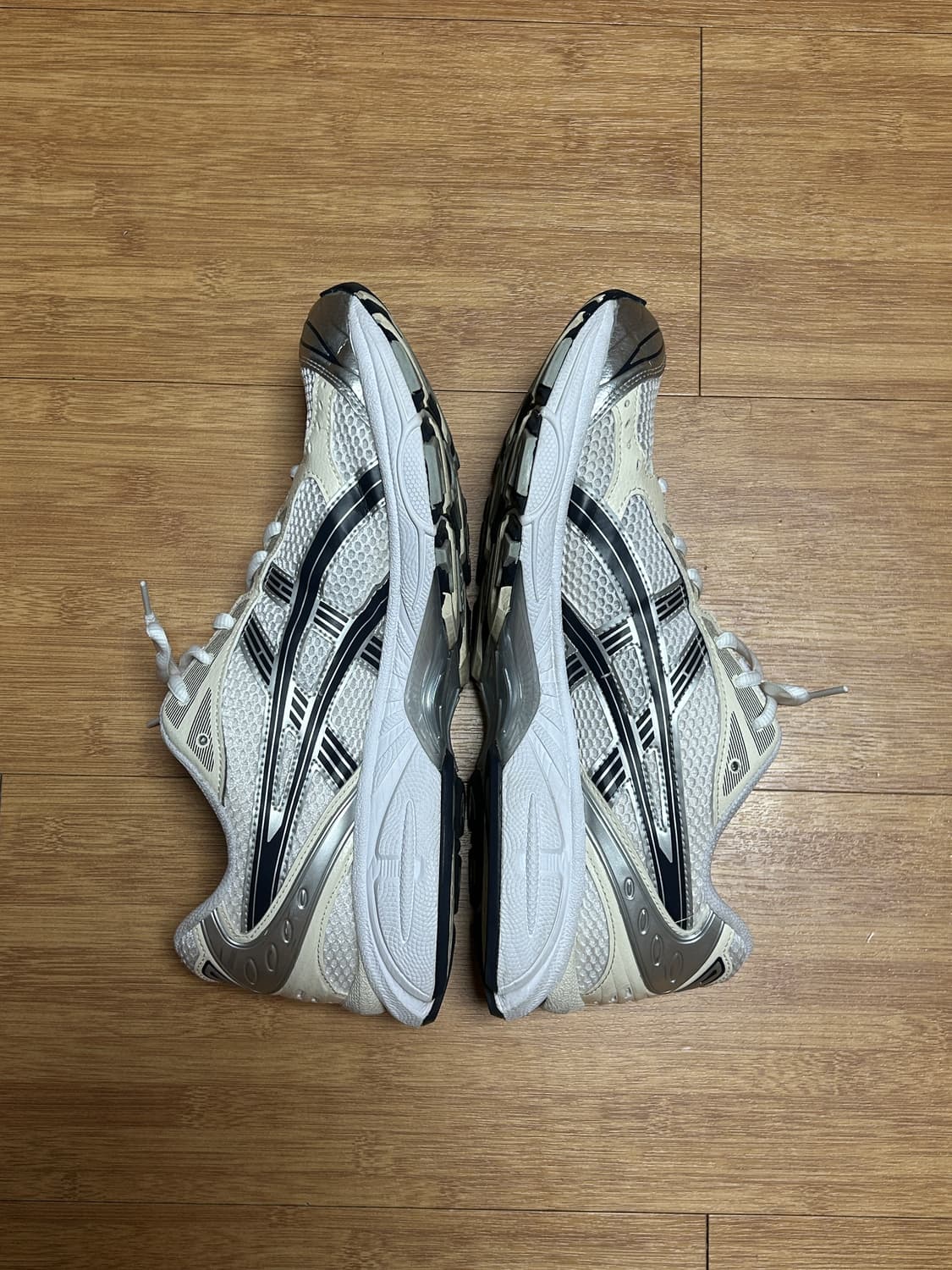 아식스 젤카야노14 화이트 미드나잇 280mm 상품이미지3