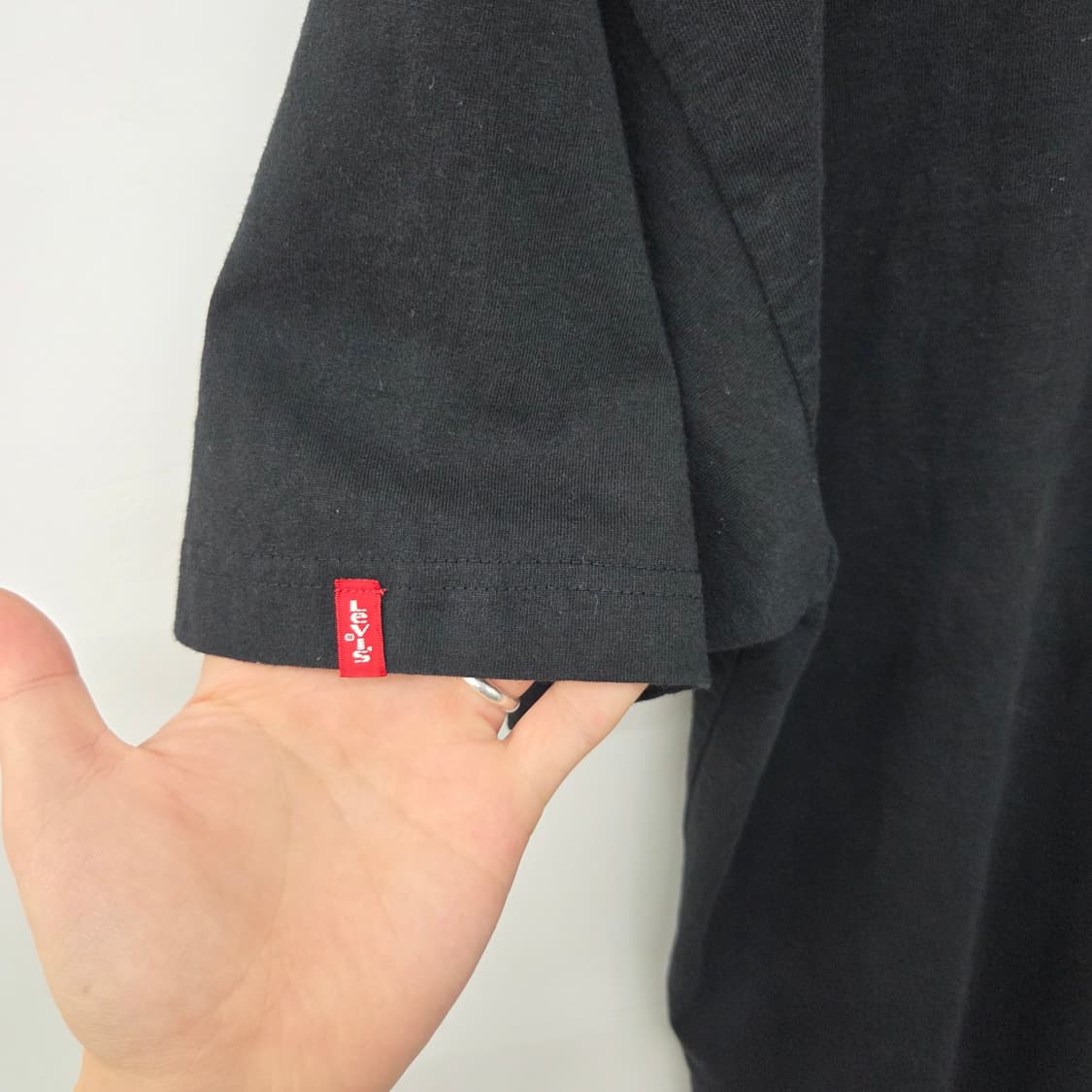 리바이스 블랙 프린팅 반팔 티셔츠 남L 상품이미지7