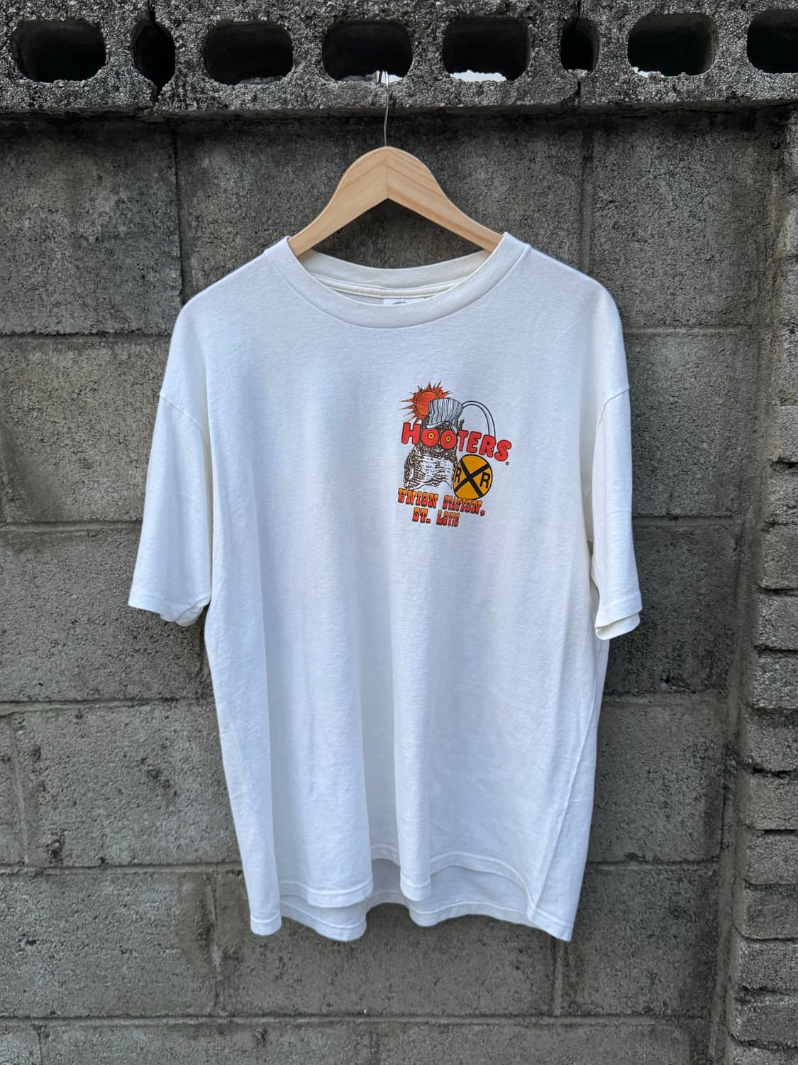 90s 후터스 빈티지 부엉이 프린팅 싱글스티치 반팔 티셔츠 상품이미지1