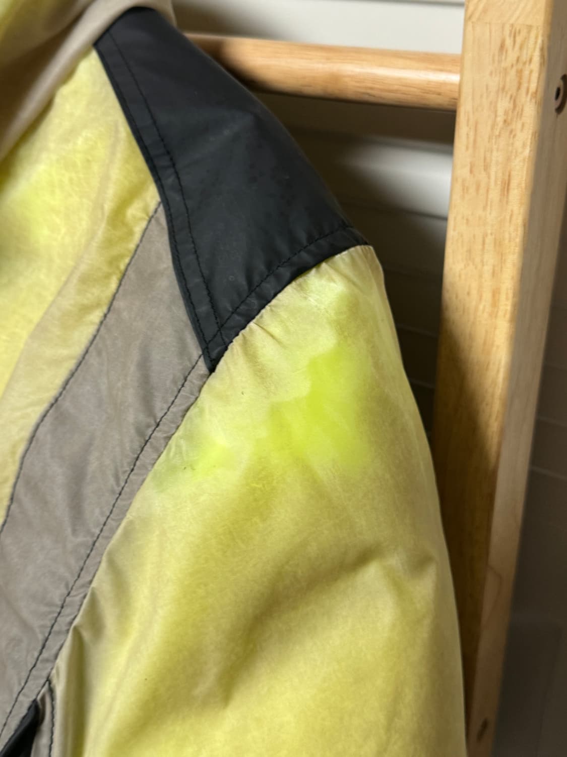 스톤아일랜드 레진 T shell 쉘 아이스자켓 패딩 화이트 와펜 상품이미지8