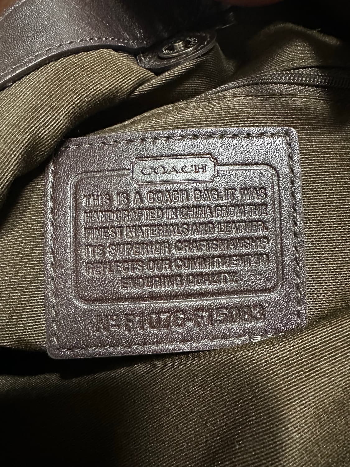 코치 시그니처 숄더백 상품이미지4