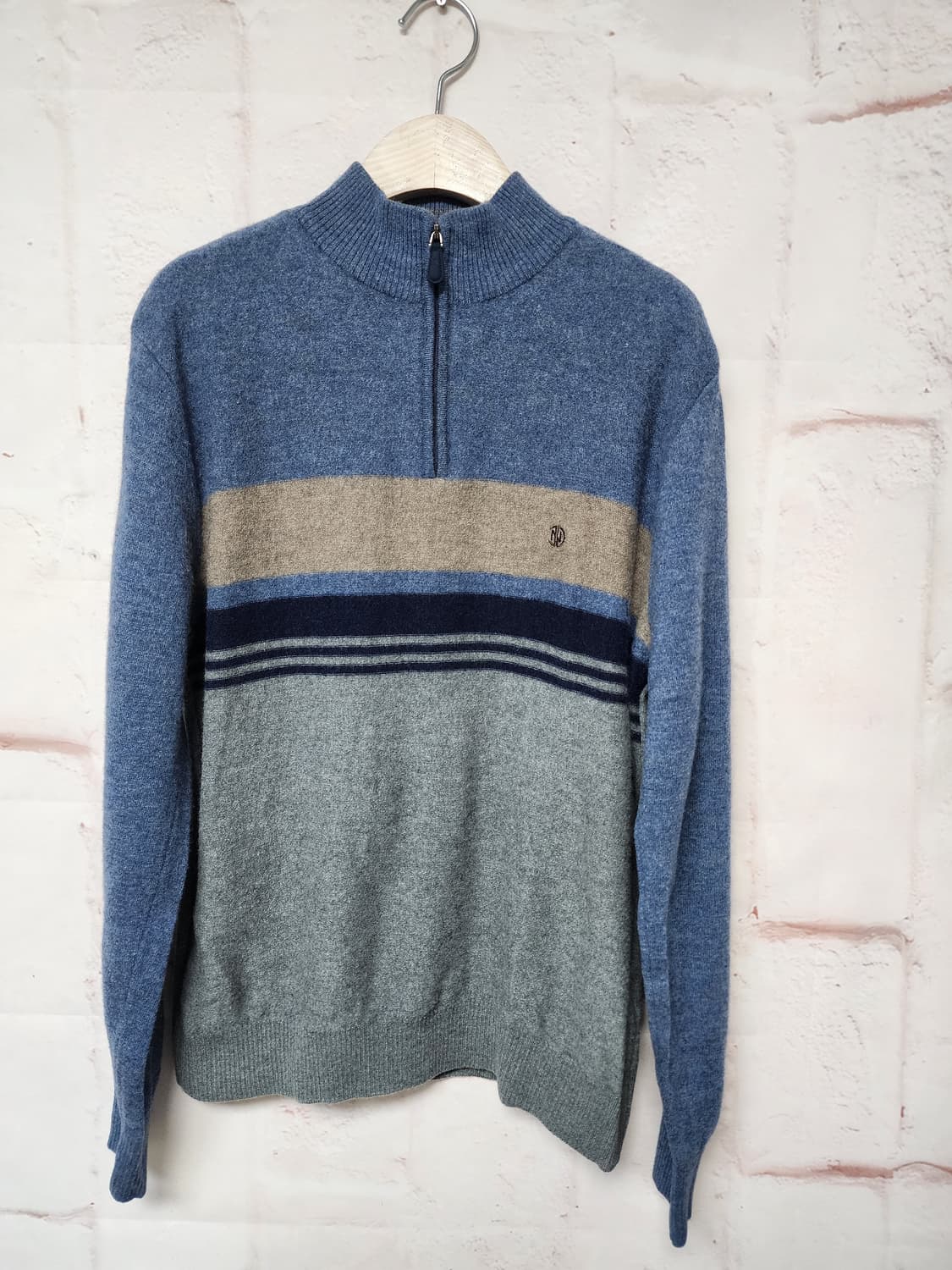 인디어 반집업 니트 상품이미지1