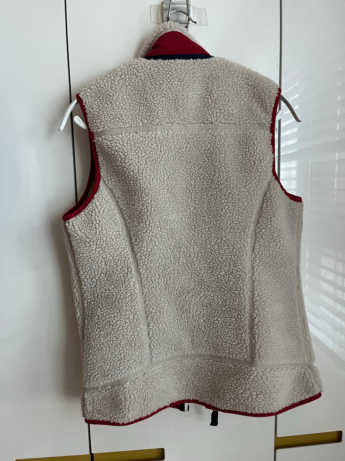 파타고니아 / 레트로X 베스트 우먼 / 아이보리레드 상품이미지5