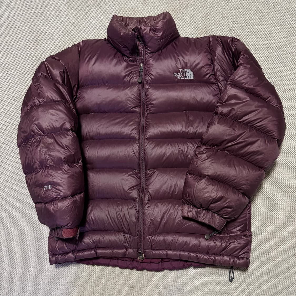노스페이스 700 유광 다운 패딩 상품이미지1