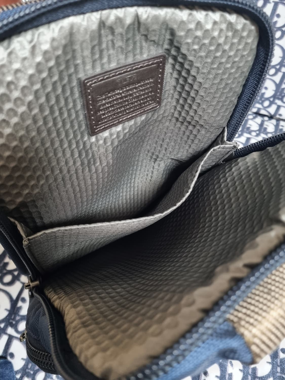 정품) 투미  알파  브라보  사라토가 슬링백  상품이미지8