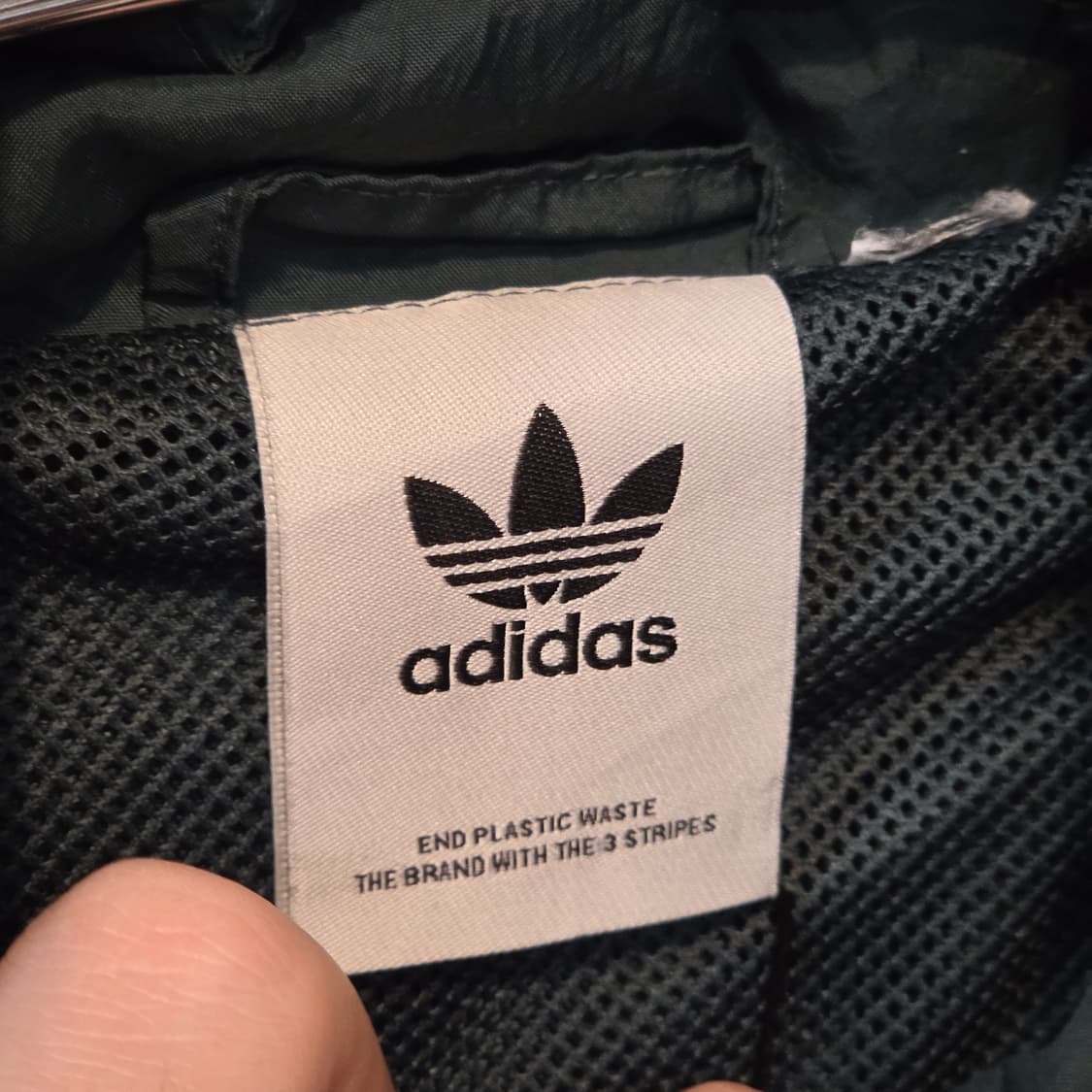 아디다스 그린 배색 바람막이 상품이미지9