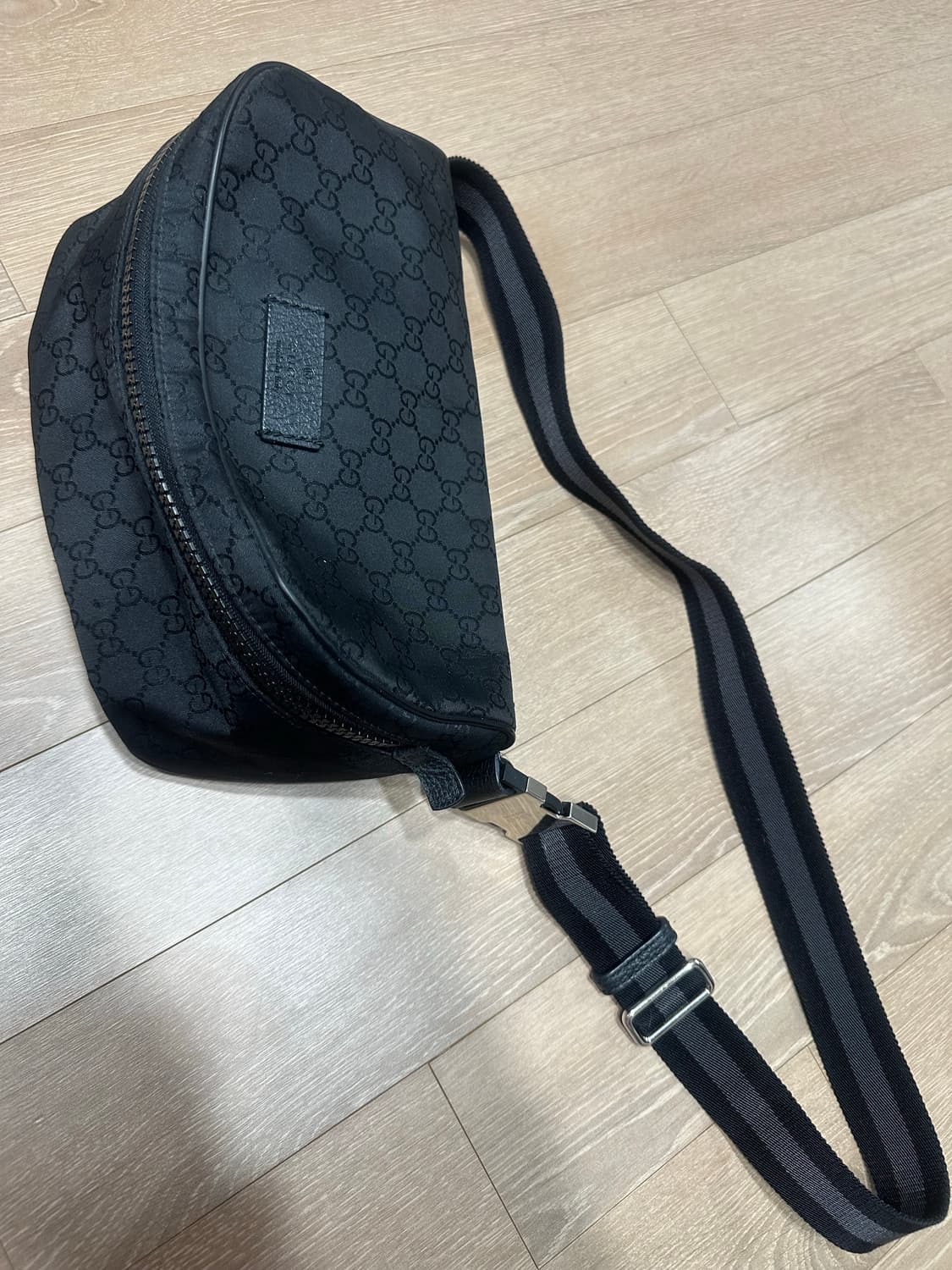 구찌 크로스백 남성  상품이미지2