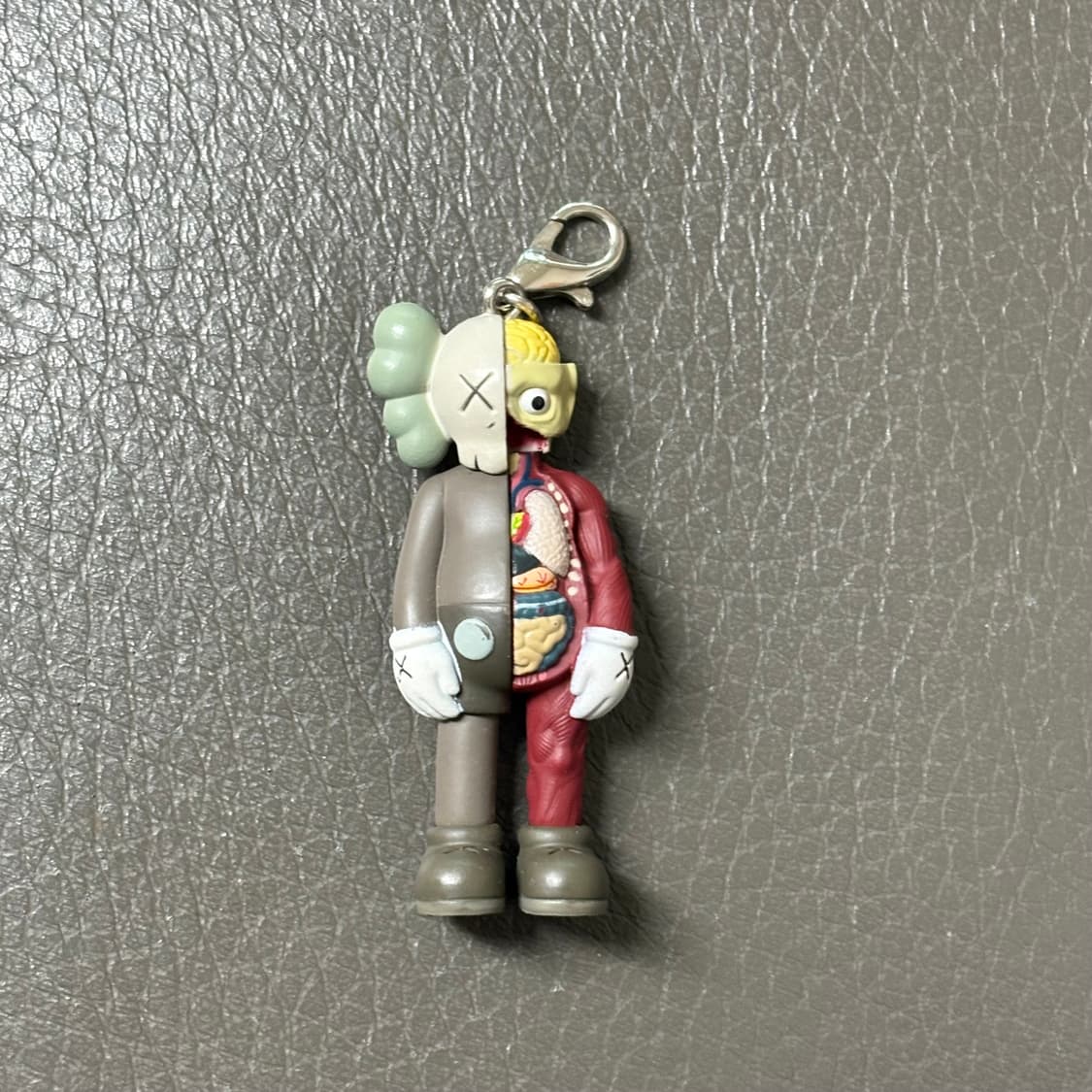 카우스 도쿄 퍼스트 컴패니언 플레이드 키체인 상품이미지1