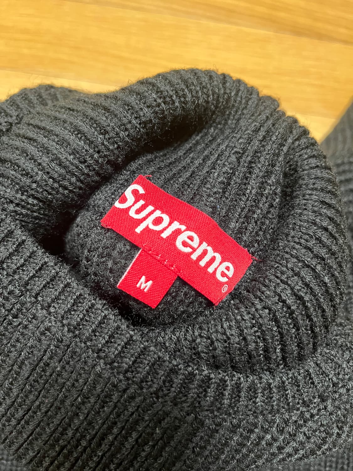 슈프림 터틀넥 니트 상품이미지3