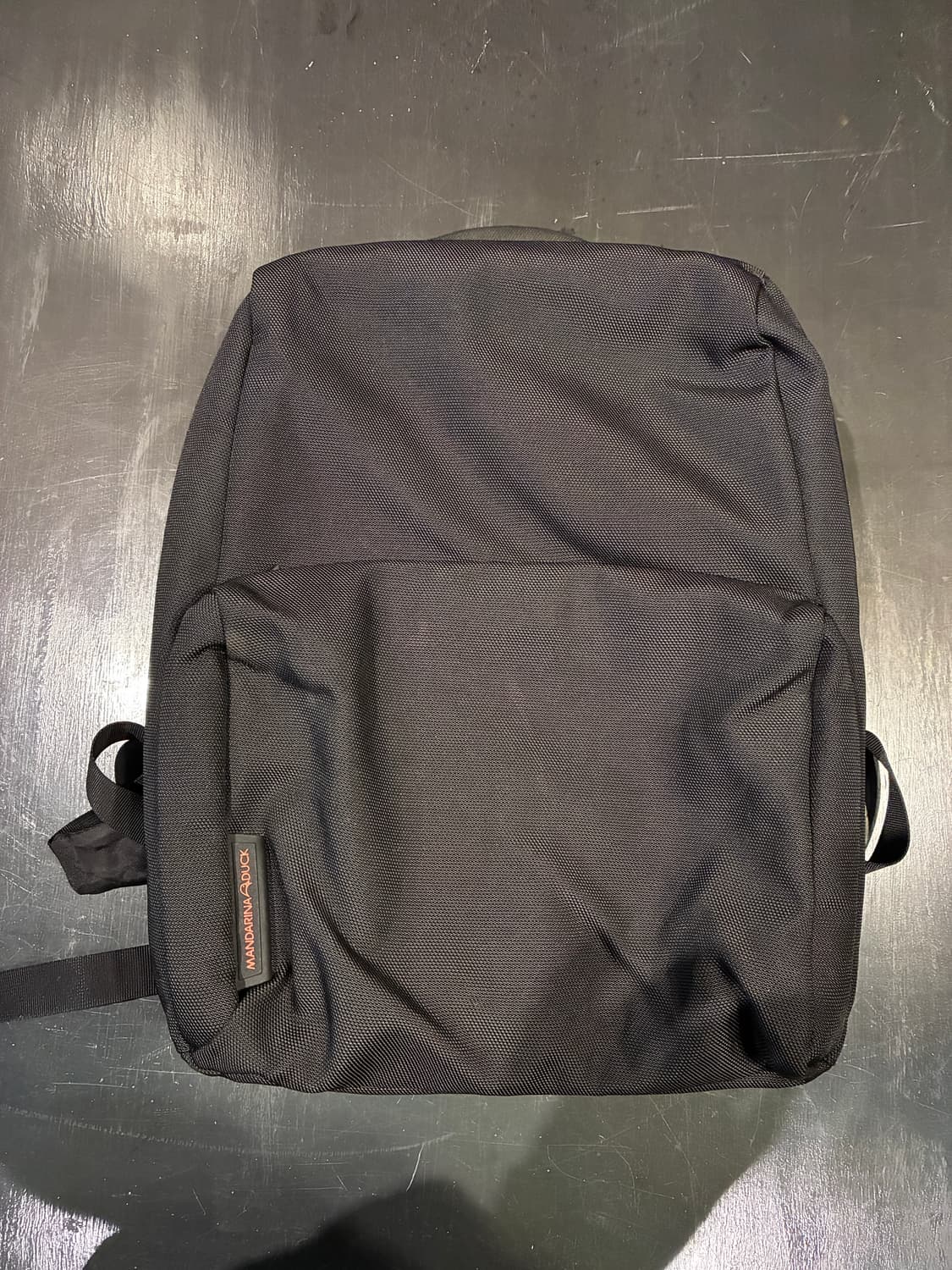 만다리나 덕 백팩 블랙 상품이미지1