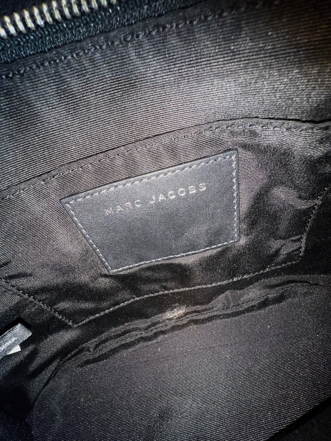 마크제이콥스 블랙 가죽 크로스백 상품이미지7