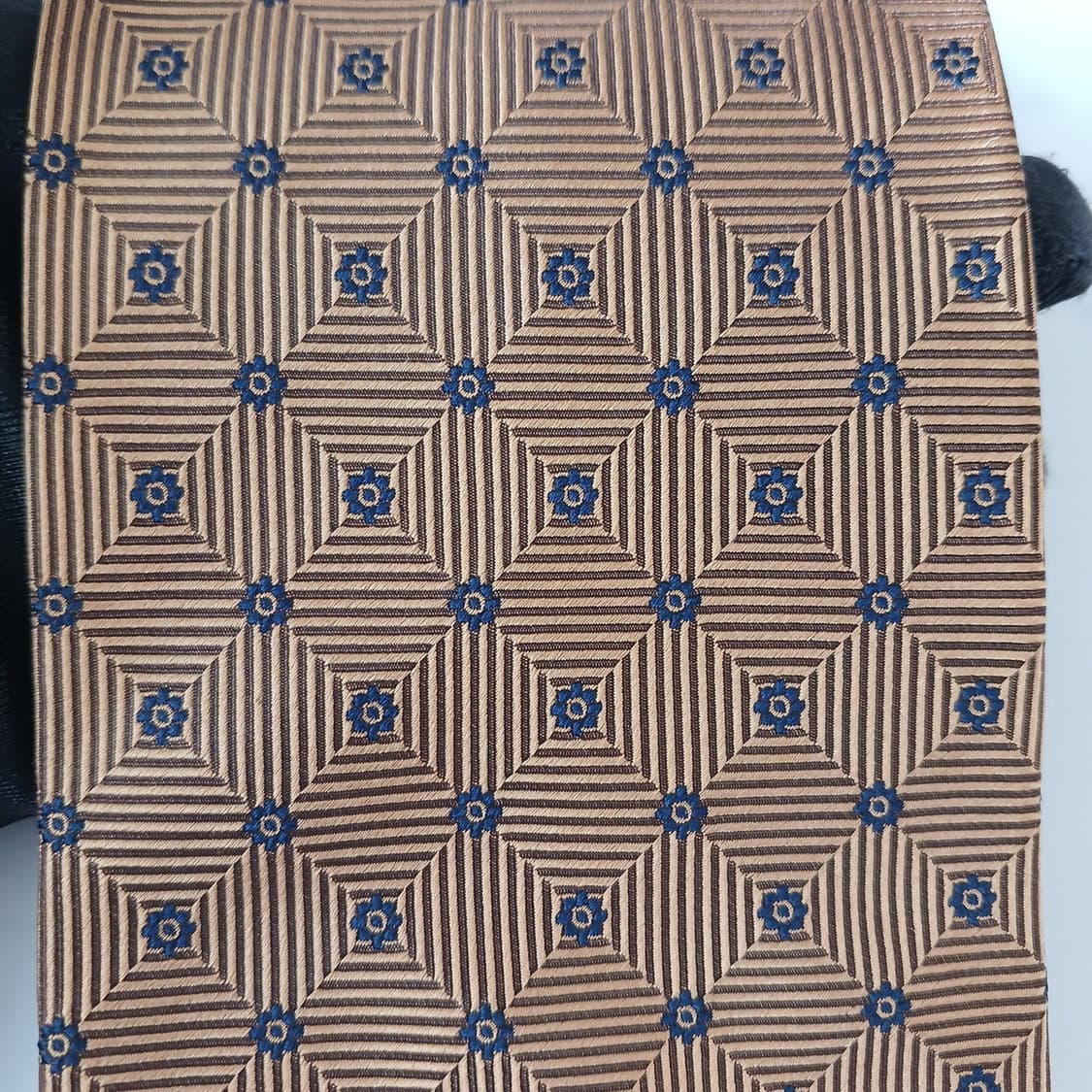 까르뱅 실크 브라운 기하 패턴 넥타이 9.5cm A+등급 A19327
 상품이미지8