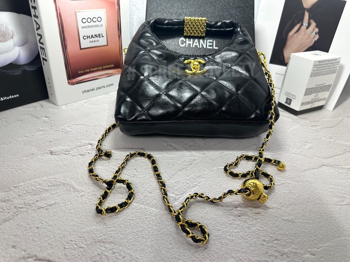 (할인상품)샤넬 램스킨 숄더백 호보백
체인백 블랙 풀박스 무료배송 상품이미지4
