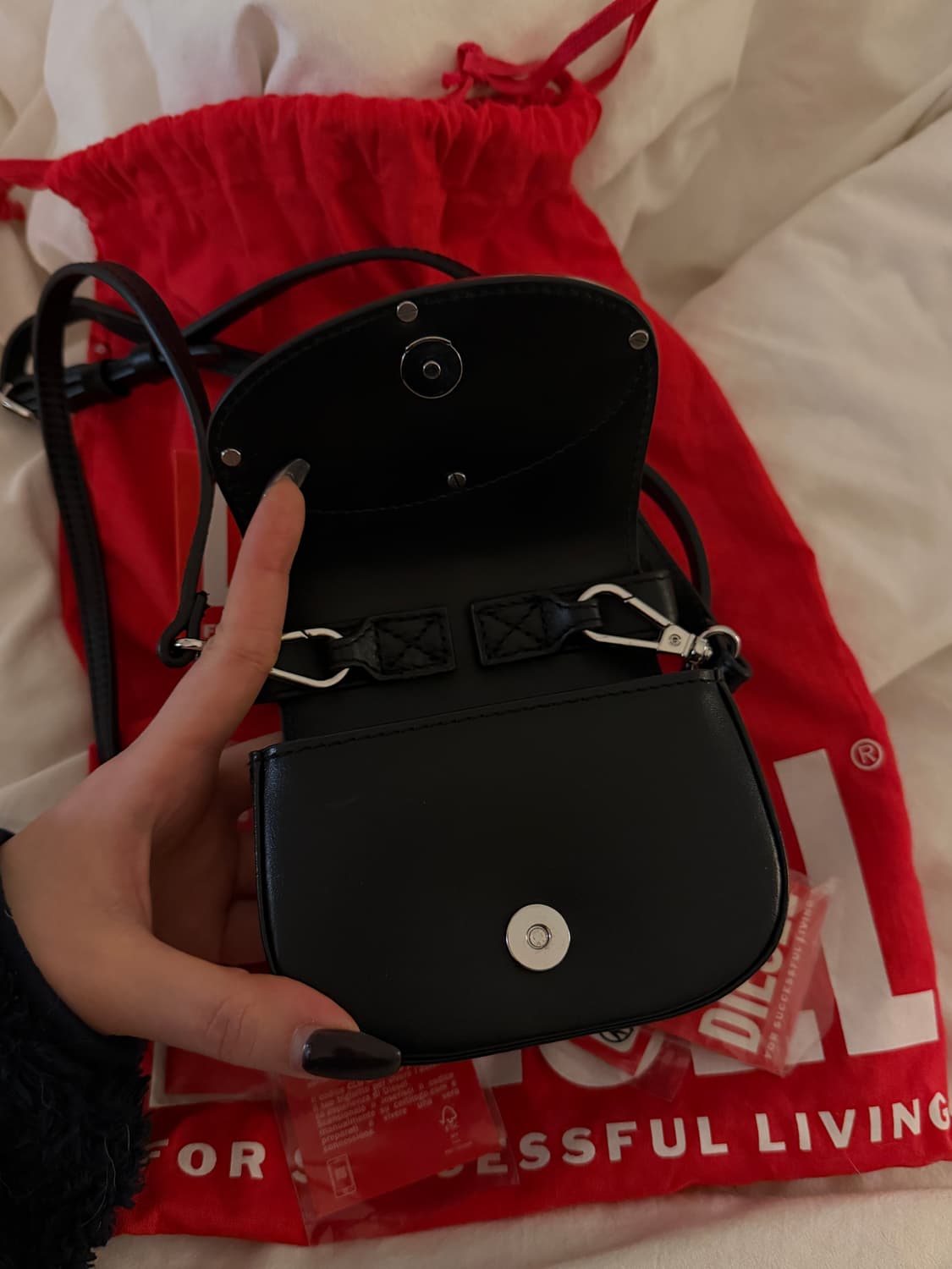 디젤 1DR 미니백 블랙 판매 상품이미지3