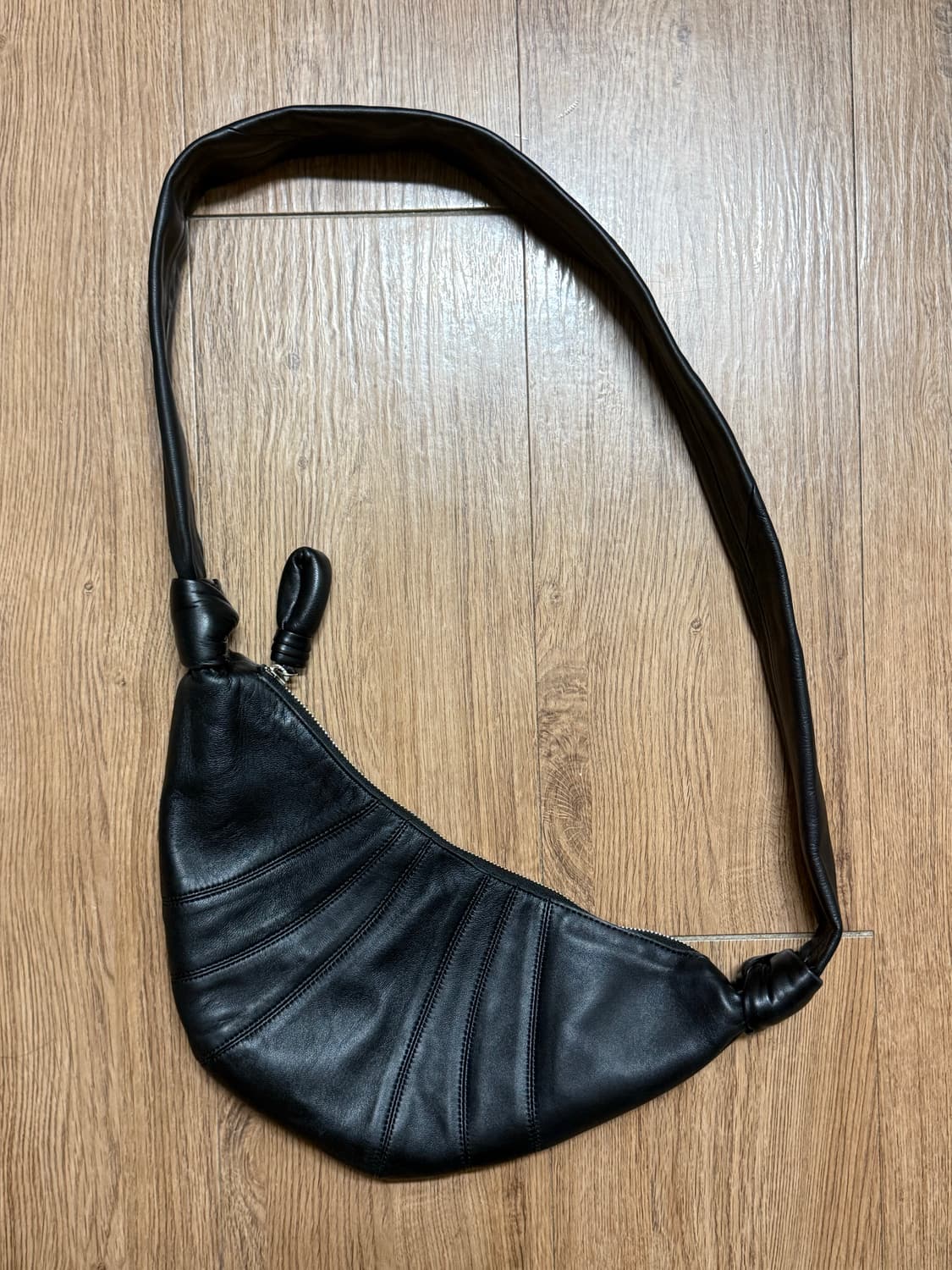 르메르 범백 크로와상 스몰 블랙 상품이미지4