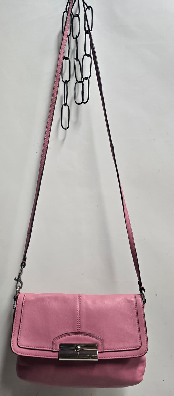 코치 핑크 은장 크리스 슬릿 미니 크로스백 상품이미지1