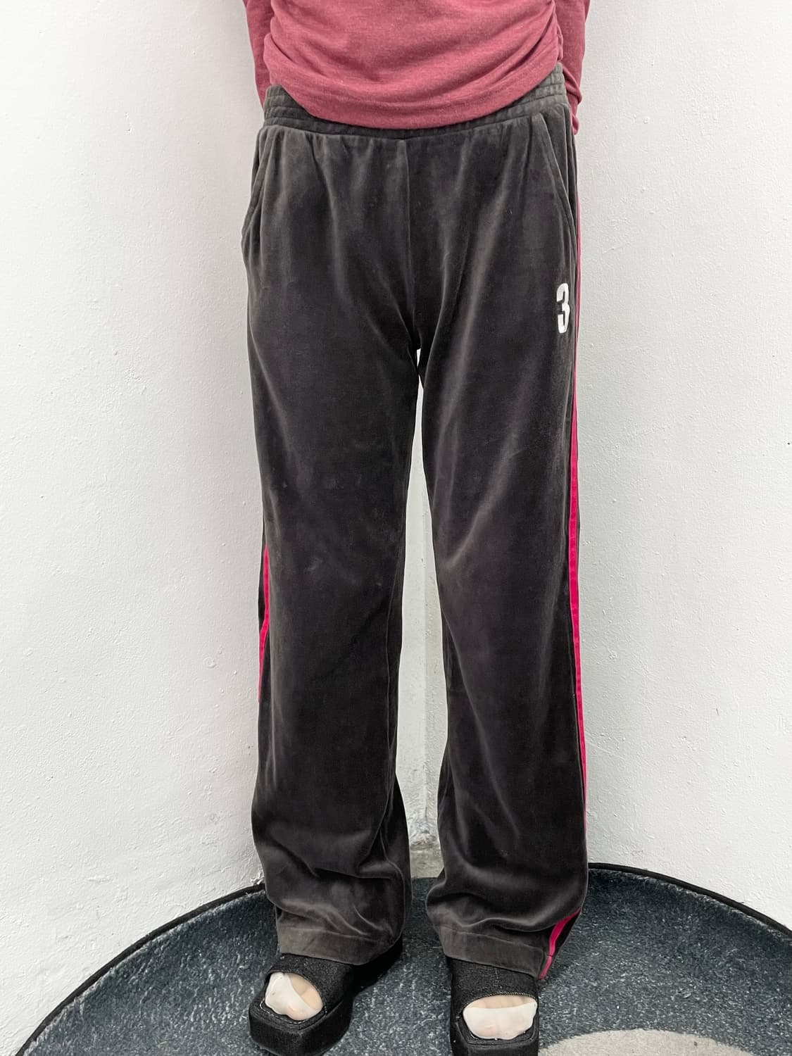 JPN 아디다스 벨로아 로고 트랙팬츠 상품이미지3