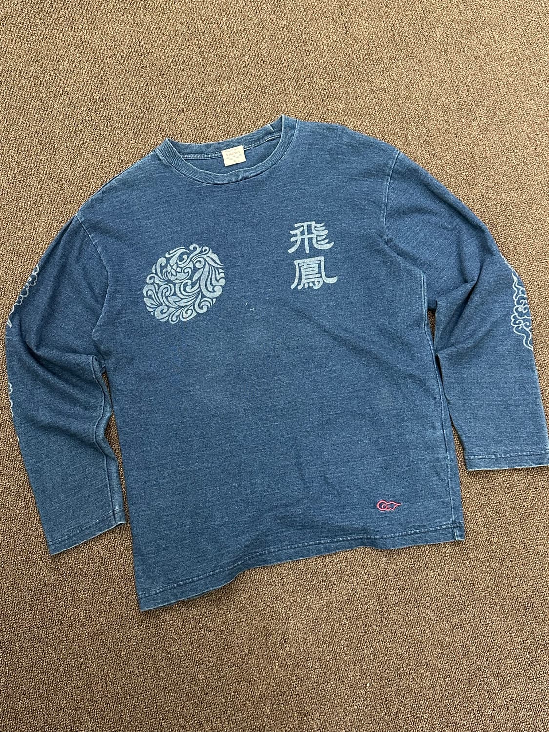 XL)글로벌 워크 빈티지 자수 디테일 프린팅 블루 롱슬리브 상품이미지1