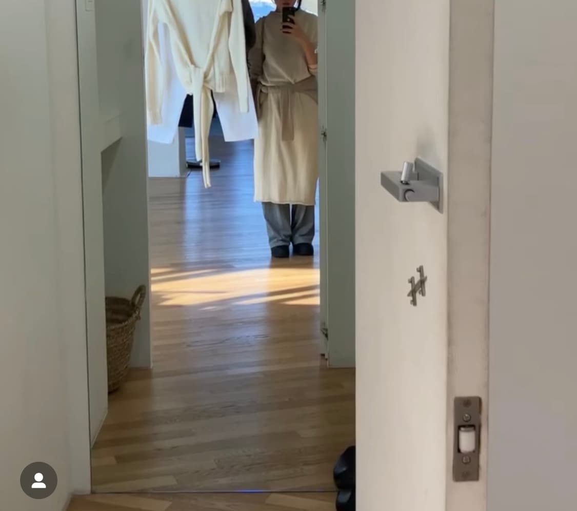 NIDO 25PS Simple Turtleneck Dress, Ecru 상품이미지1