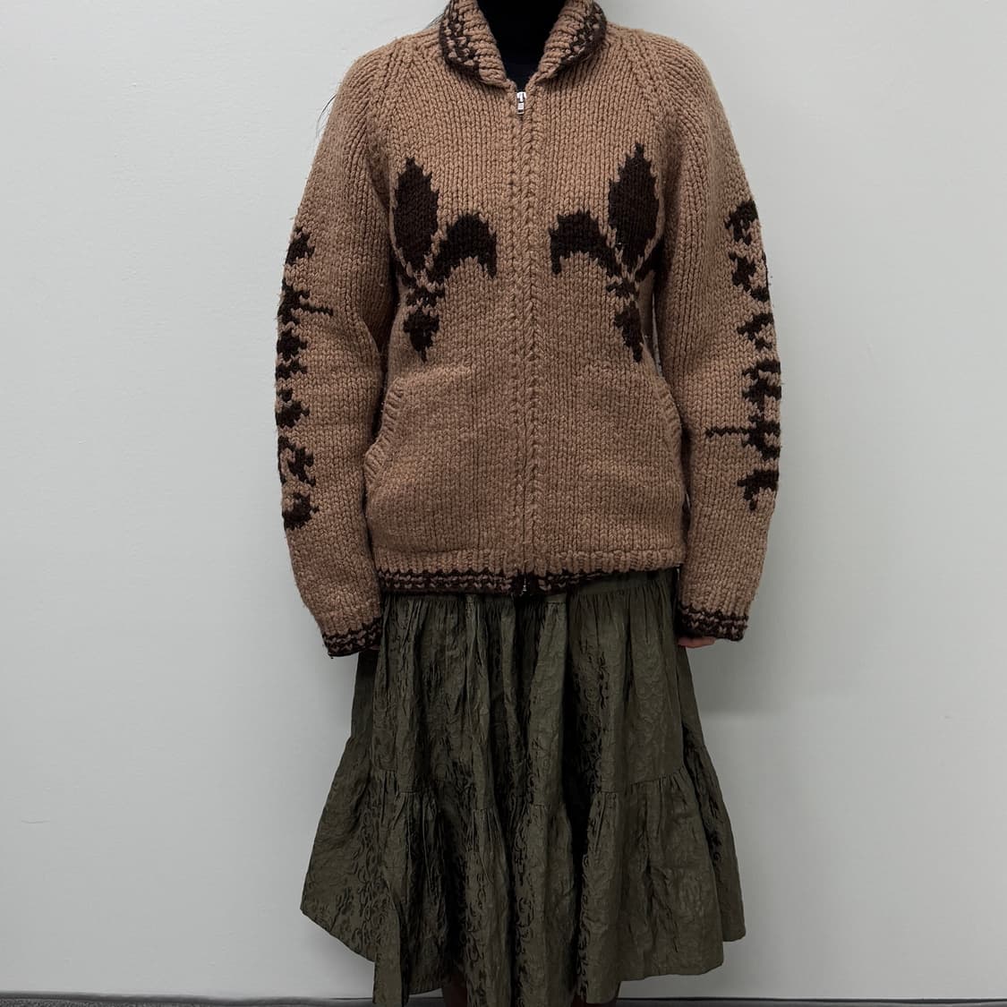 Dragon pattern wool cowichan 상품이미지1