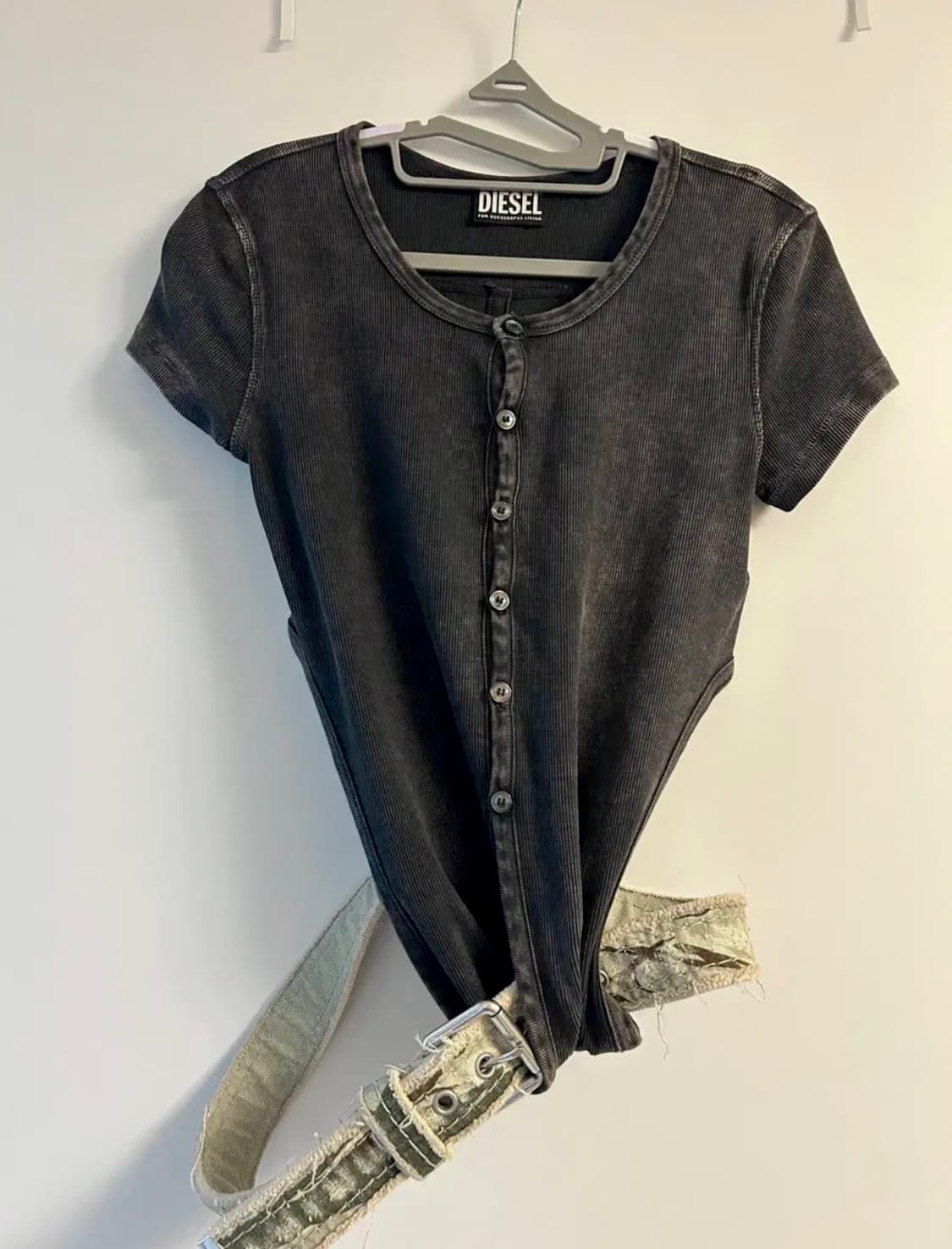 DIESEL 디젤 블랙 워싱 반팔티 + 벨트 상품이미지4