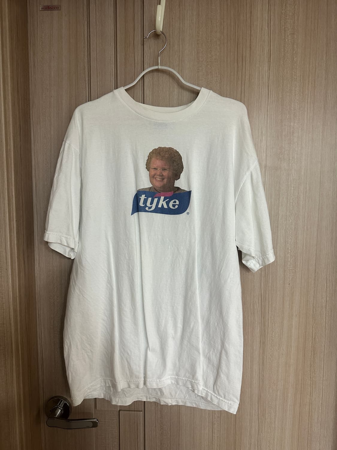 발란사 티셔츠 상품이미지1