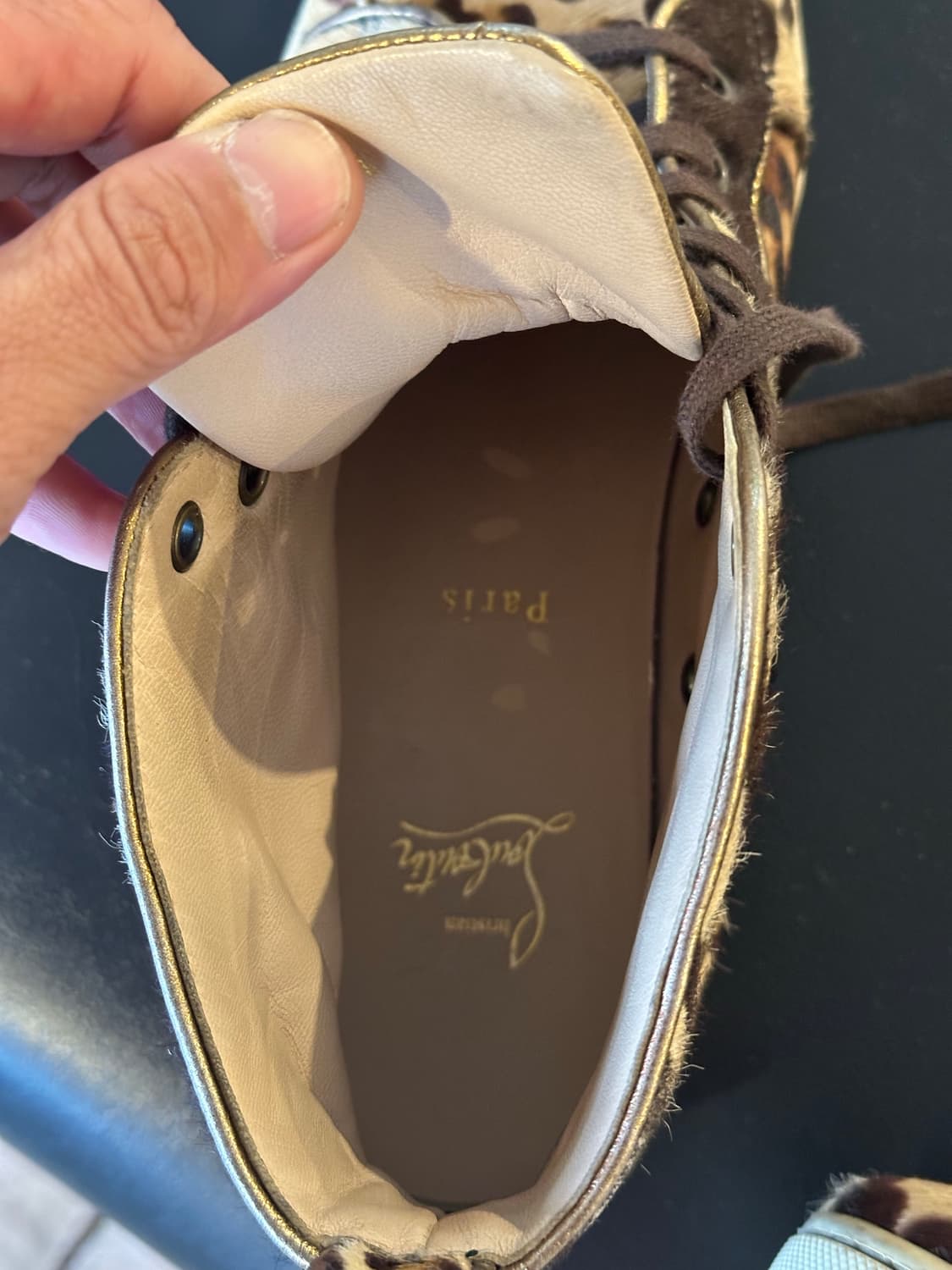 크리스찬루부탱 송치 하이탑 스니커즈 상품이미지4