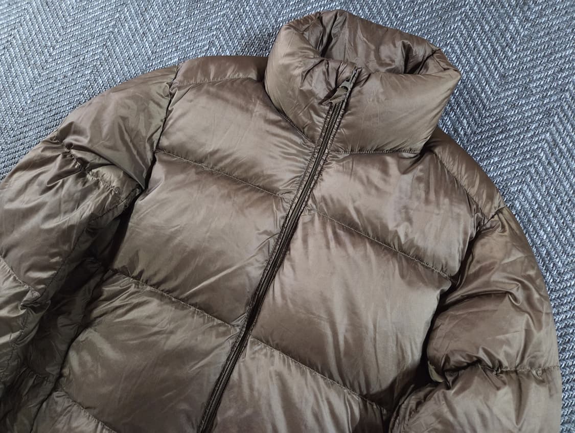 유니클로 울트라 라이트 브라운 다운 패딩
 상품이미지3