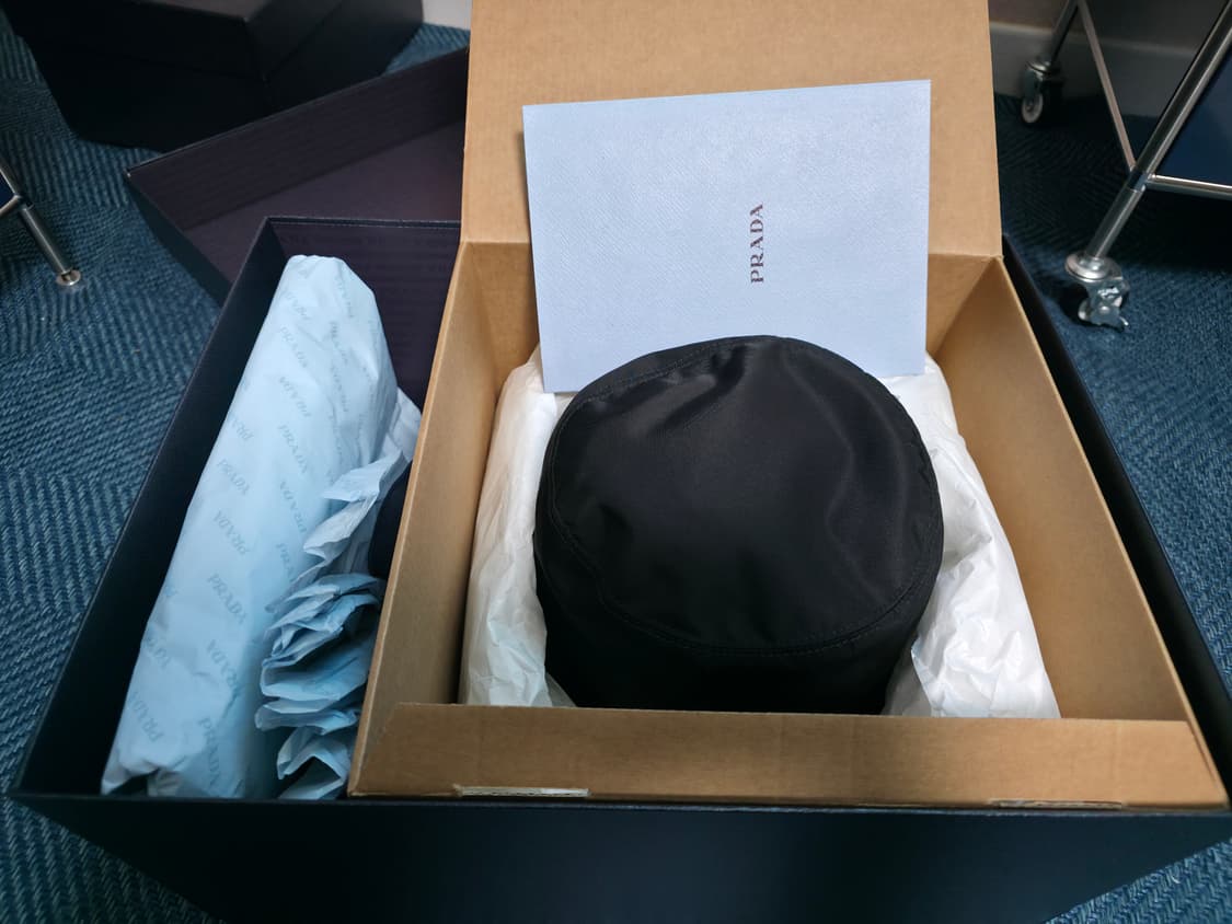 프라다 버킷햇 XXL(풀구성품) 상품이미지3