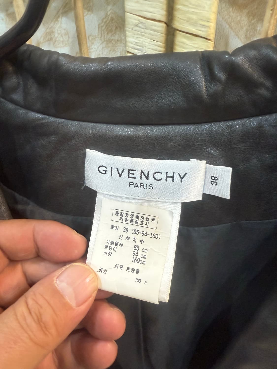 38/55-66 정품 지방시 가죽자켓 팝니다 상품이미지2