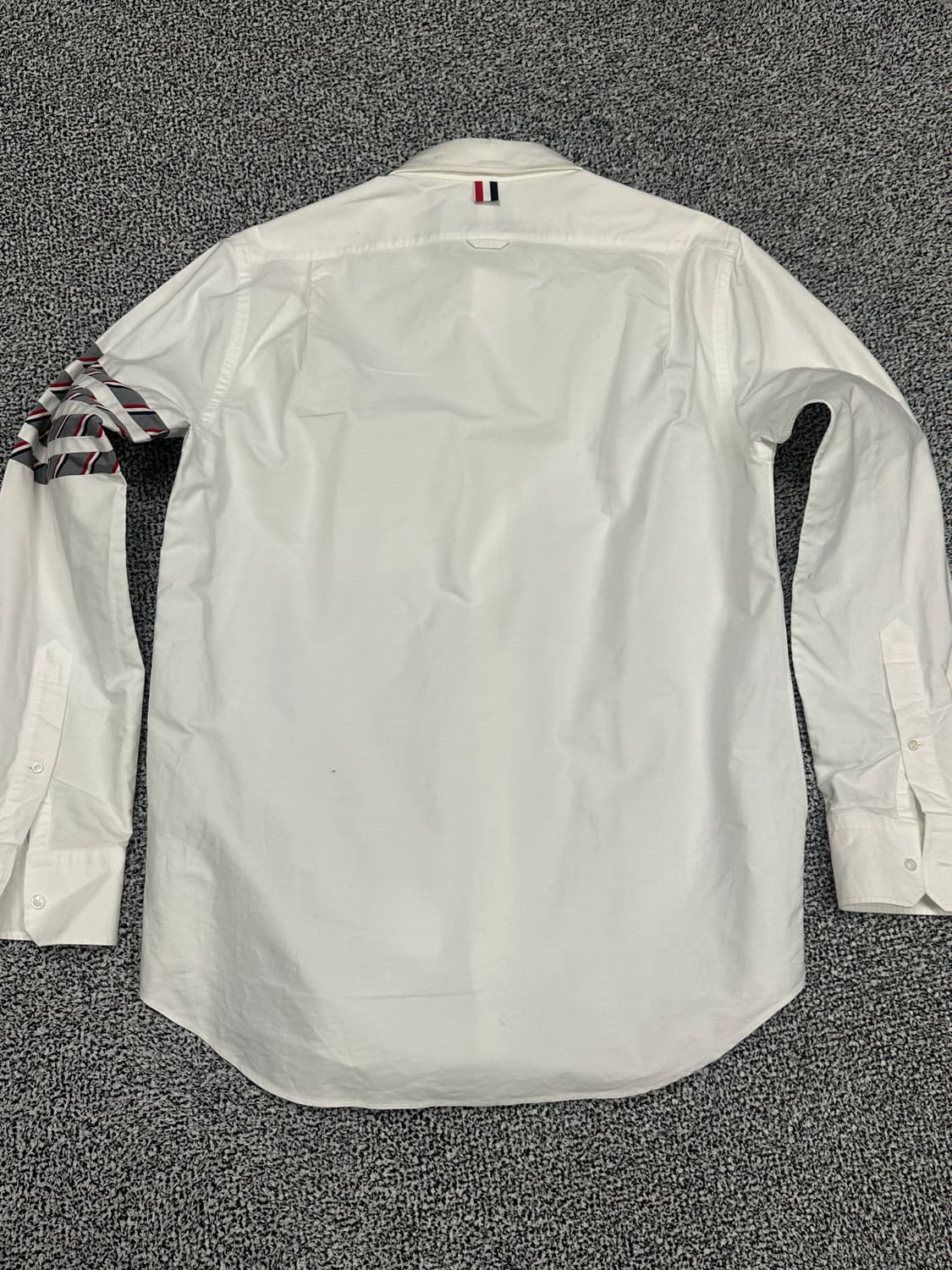 톰브라운 신형 옥스포드 삼선 셔츠 상품이미지6