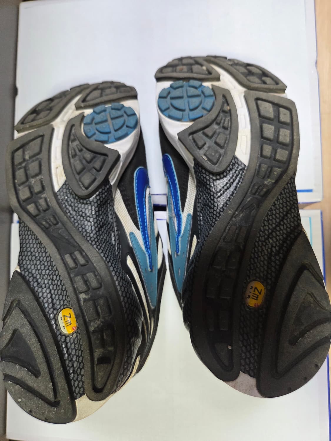 나이키 고스트 레이서 270 상품이미지5