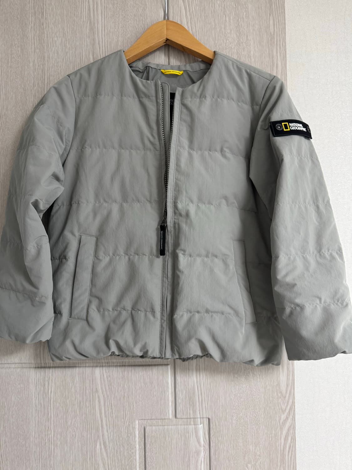 내셔널지오그래픽 키즈 경량패딩 130 라이트 베이지 상품이미지1